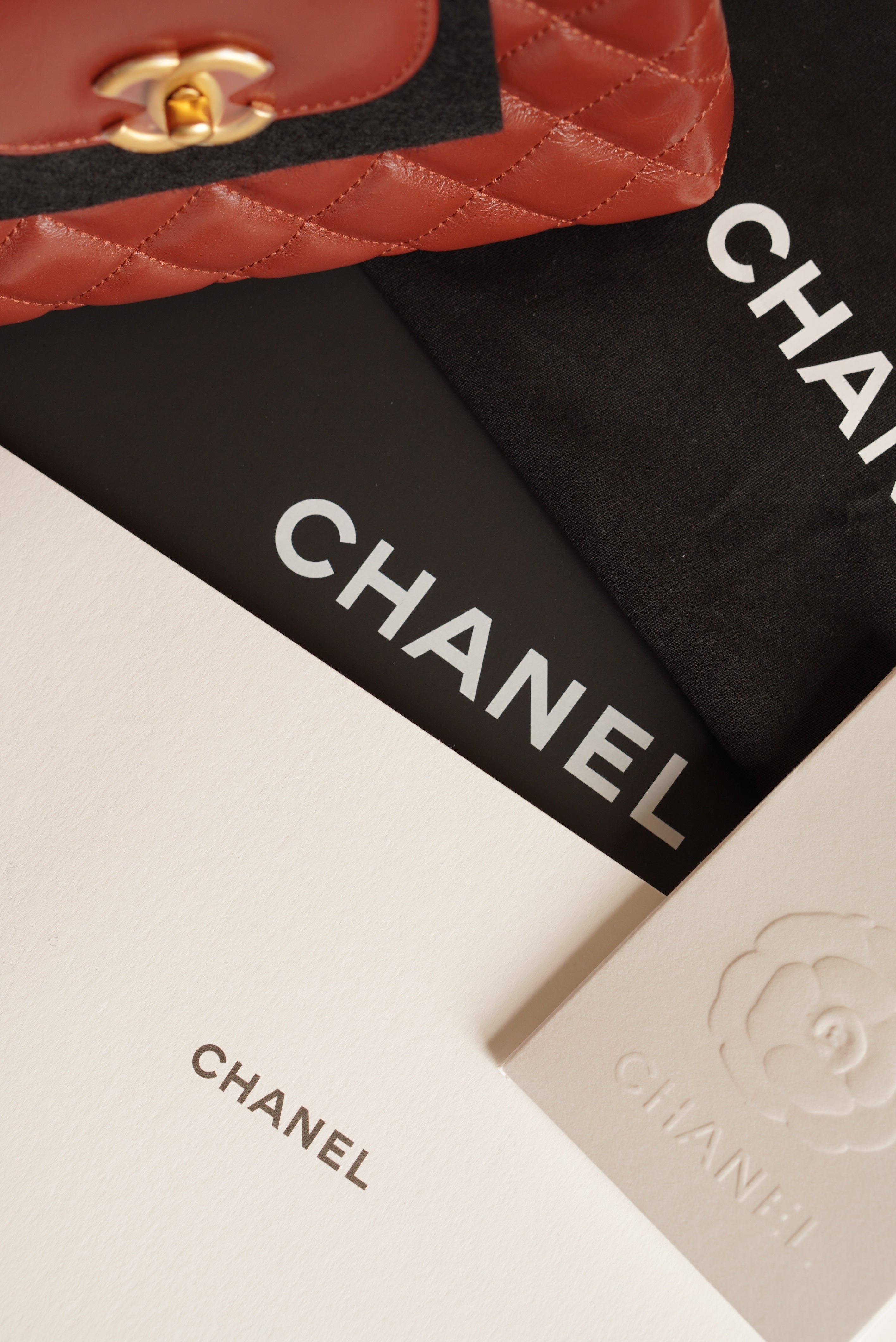 CHANEL 24A KELLY NANO | BROWN