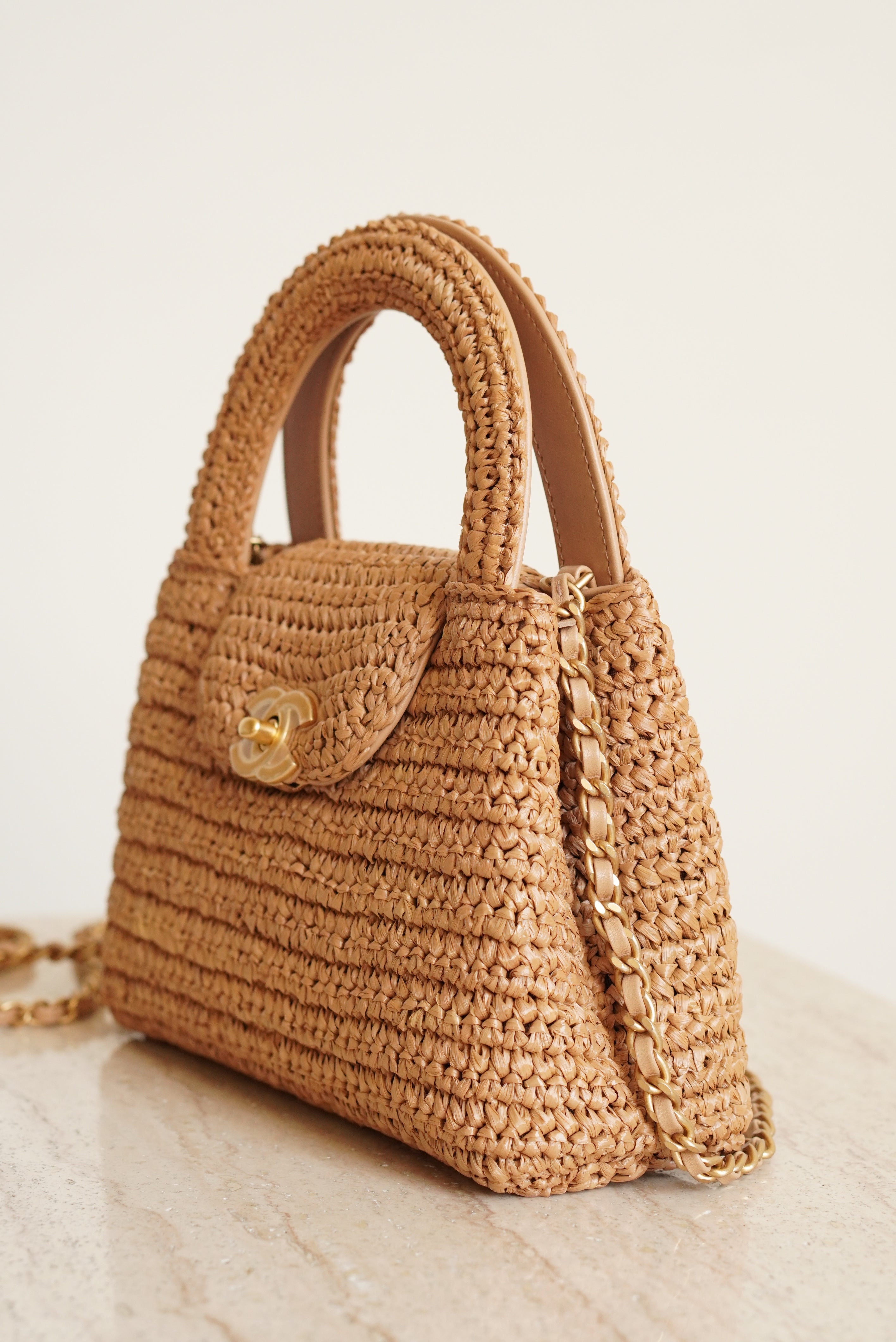 CHANEL 26C KELLY NANO | RAFFIA