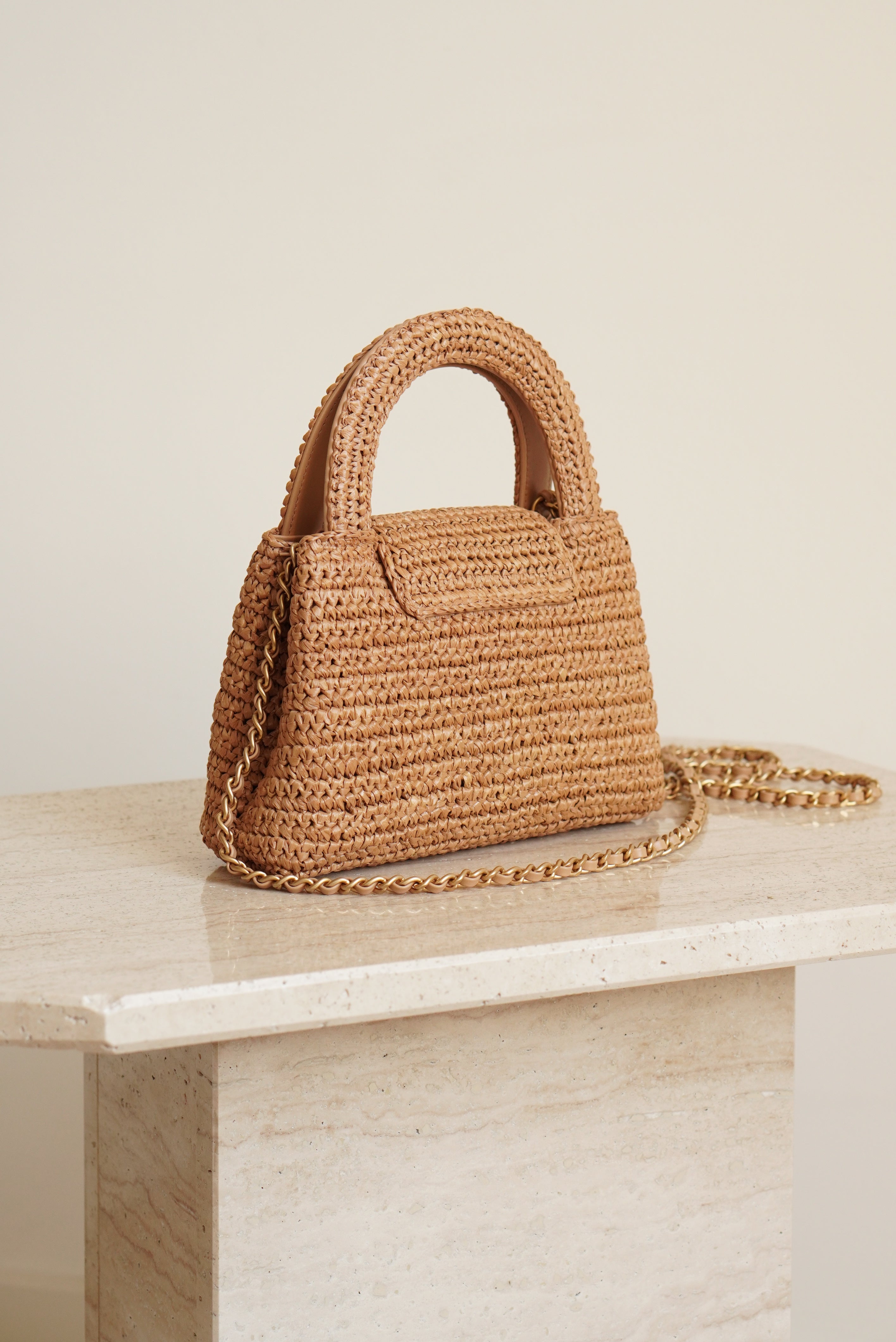 CHANEL 26C KELLY NANO | RAFFIA