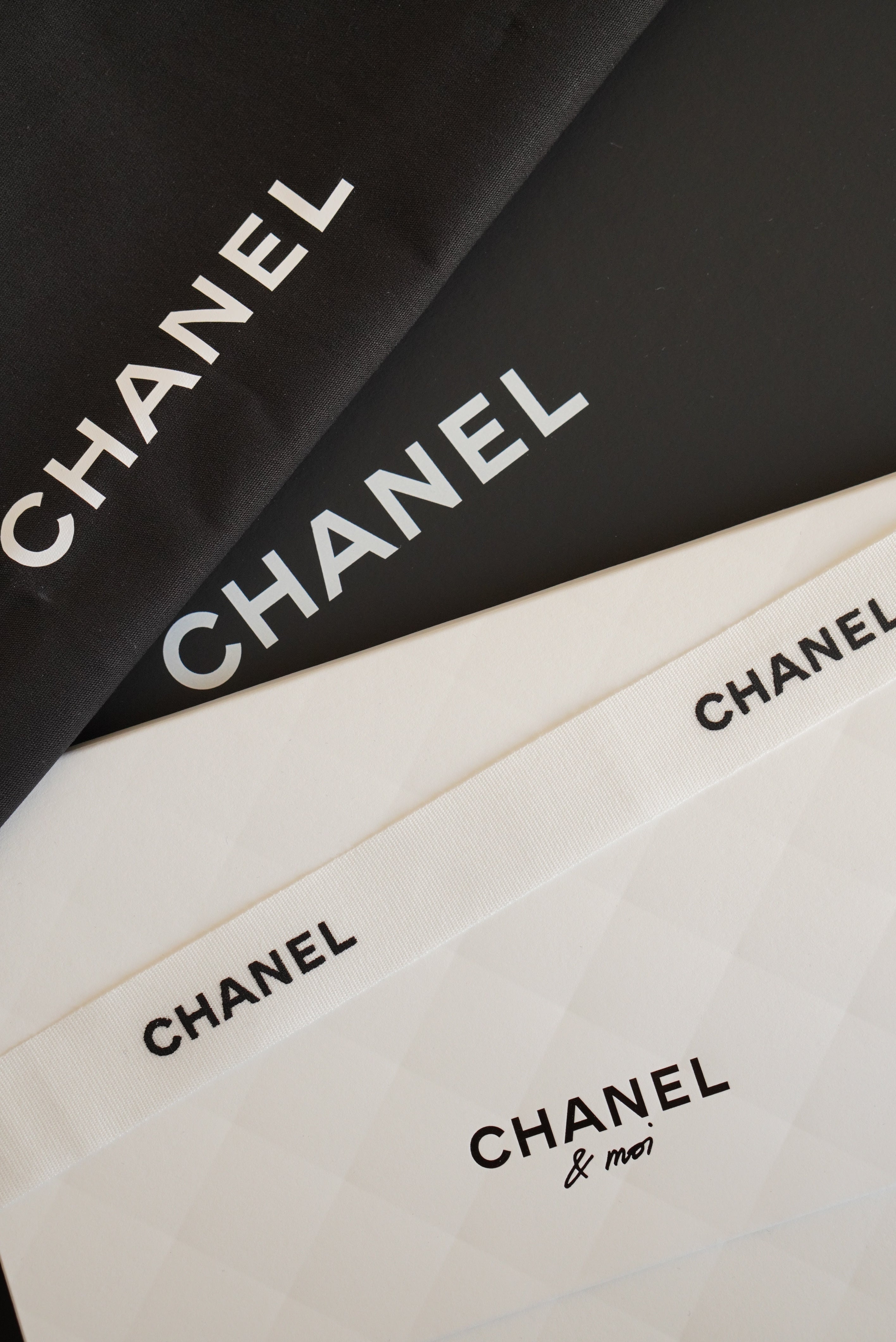 CHANEL 26C KELLY NANO | RAFFIA