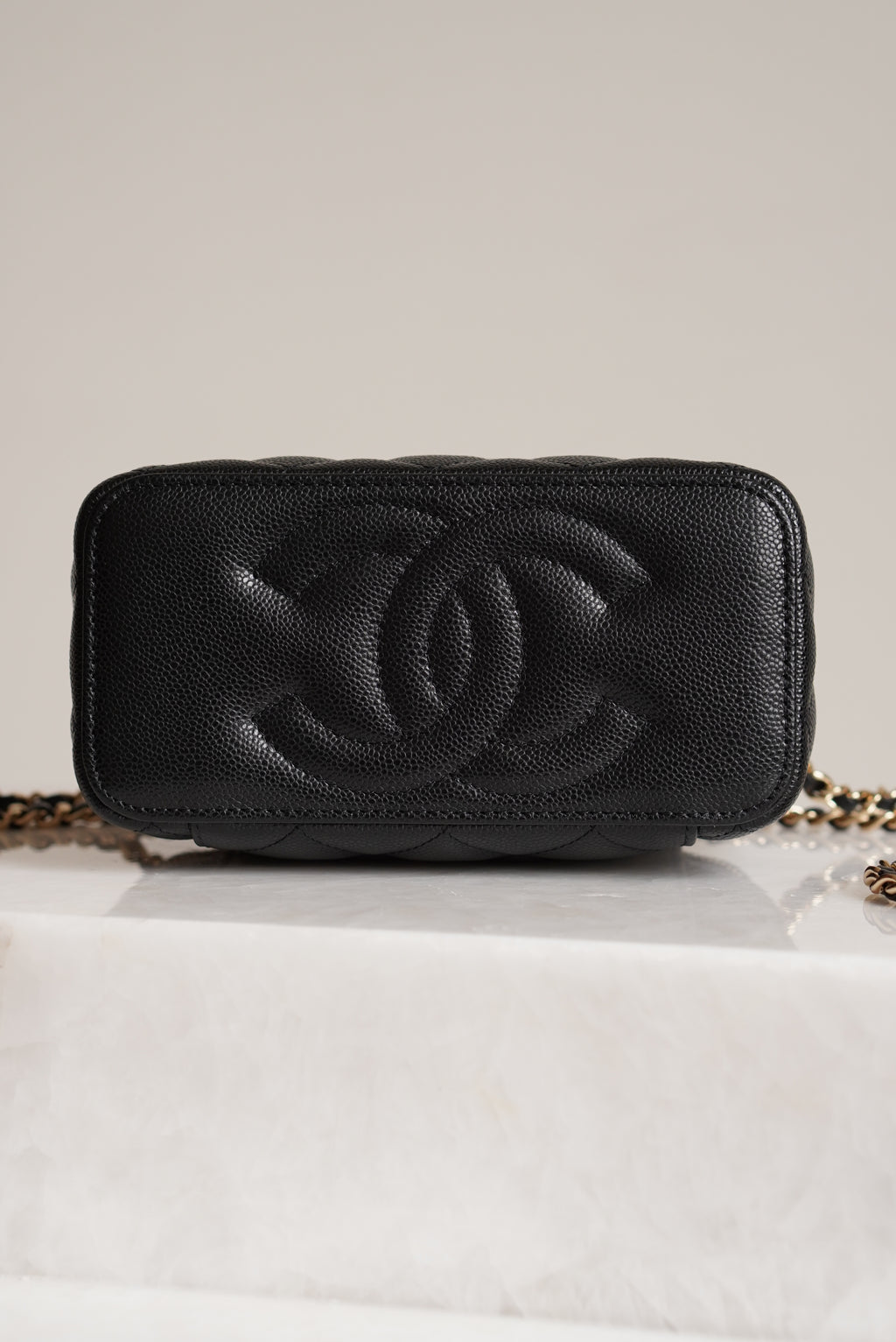 CHANEL LONG VANITY WITH CHAIN TOP HANDLE | BLACK