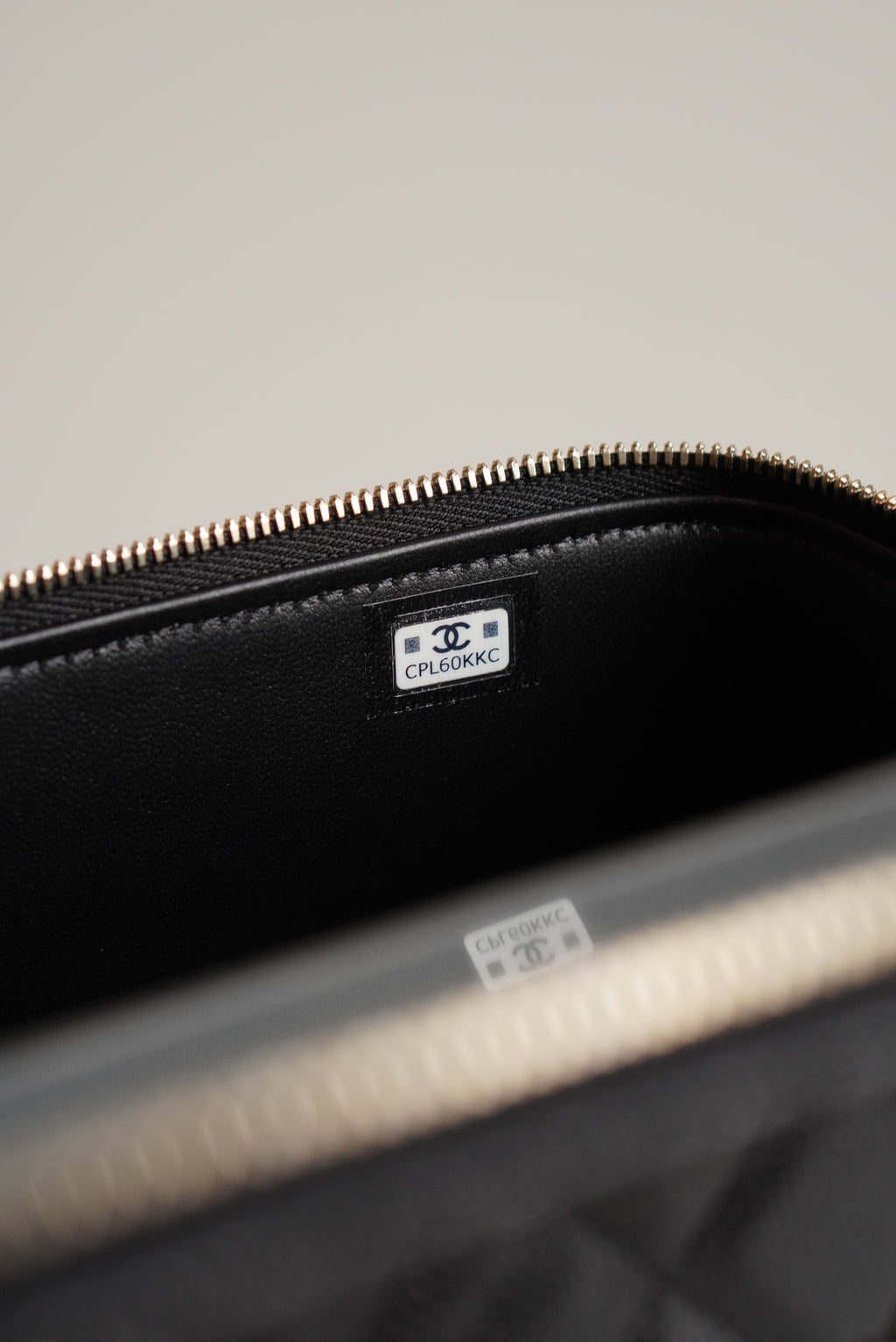 CHANEL LONG VANITY WITH CHAIN TOP HANDLE | BLACK
