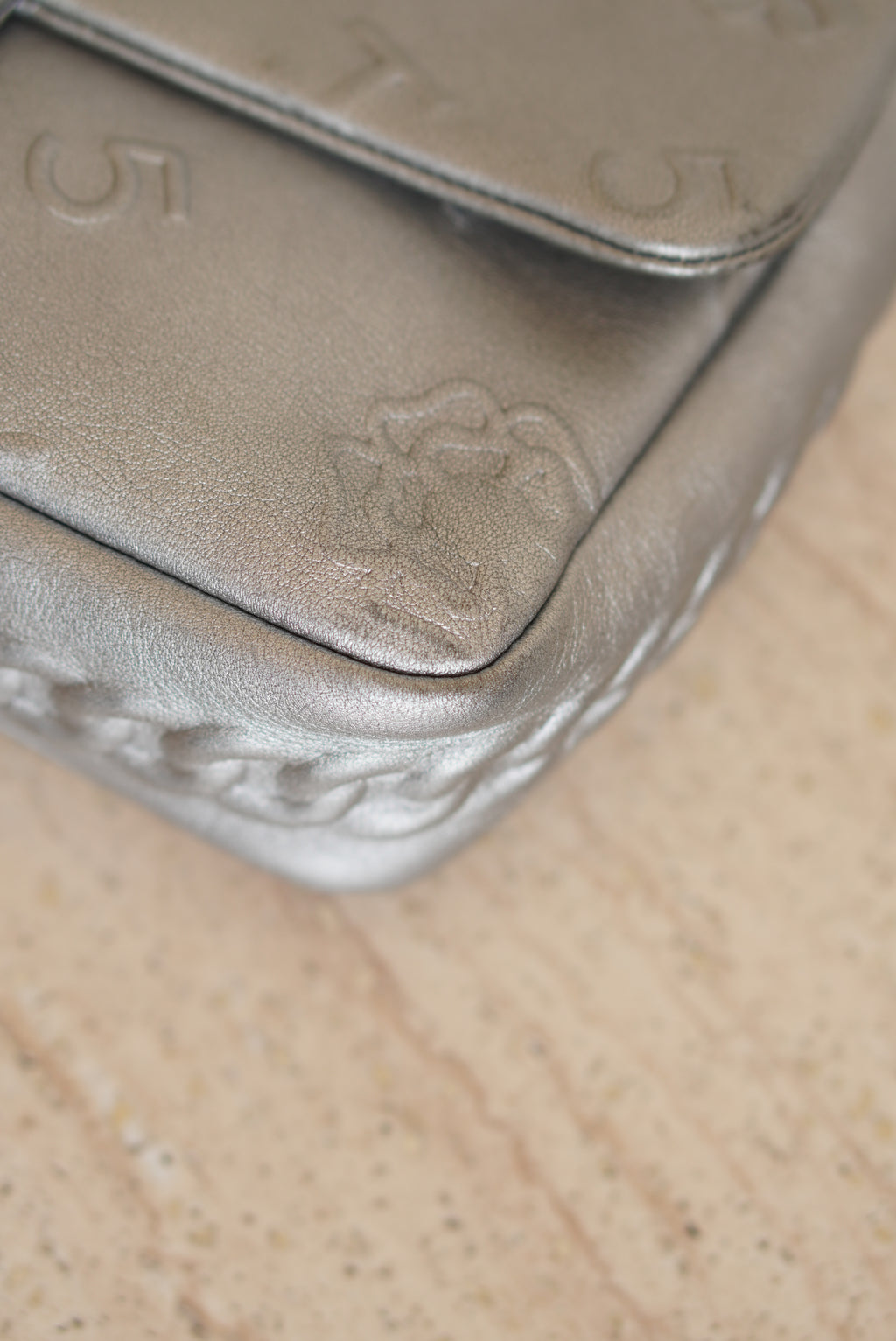 CHANEL LUCKY CHARMS SINGLE FLAP | SILVER