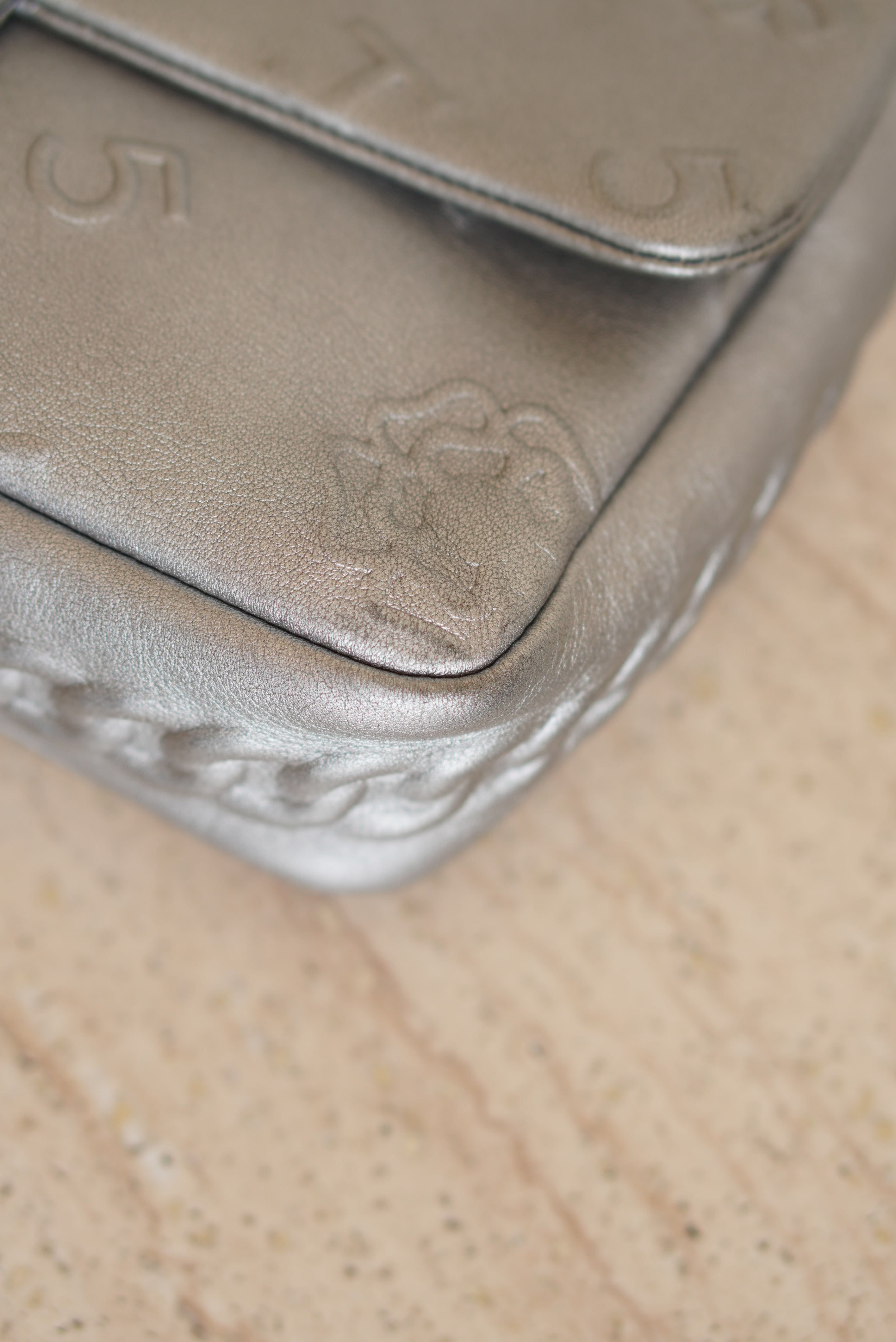 CHANEL LUCKY CHARMS SINGLE FLAP | SILVER