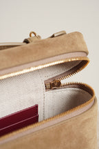 CHANEL CLASSIC 26A VANITY WITH CHAIN | BEIGE SUEDE