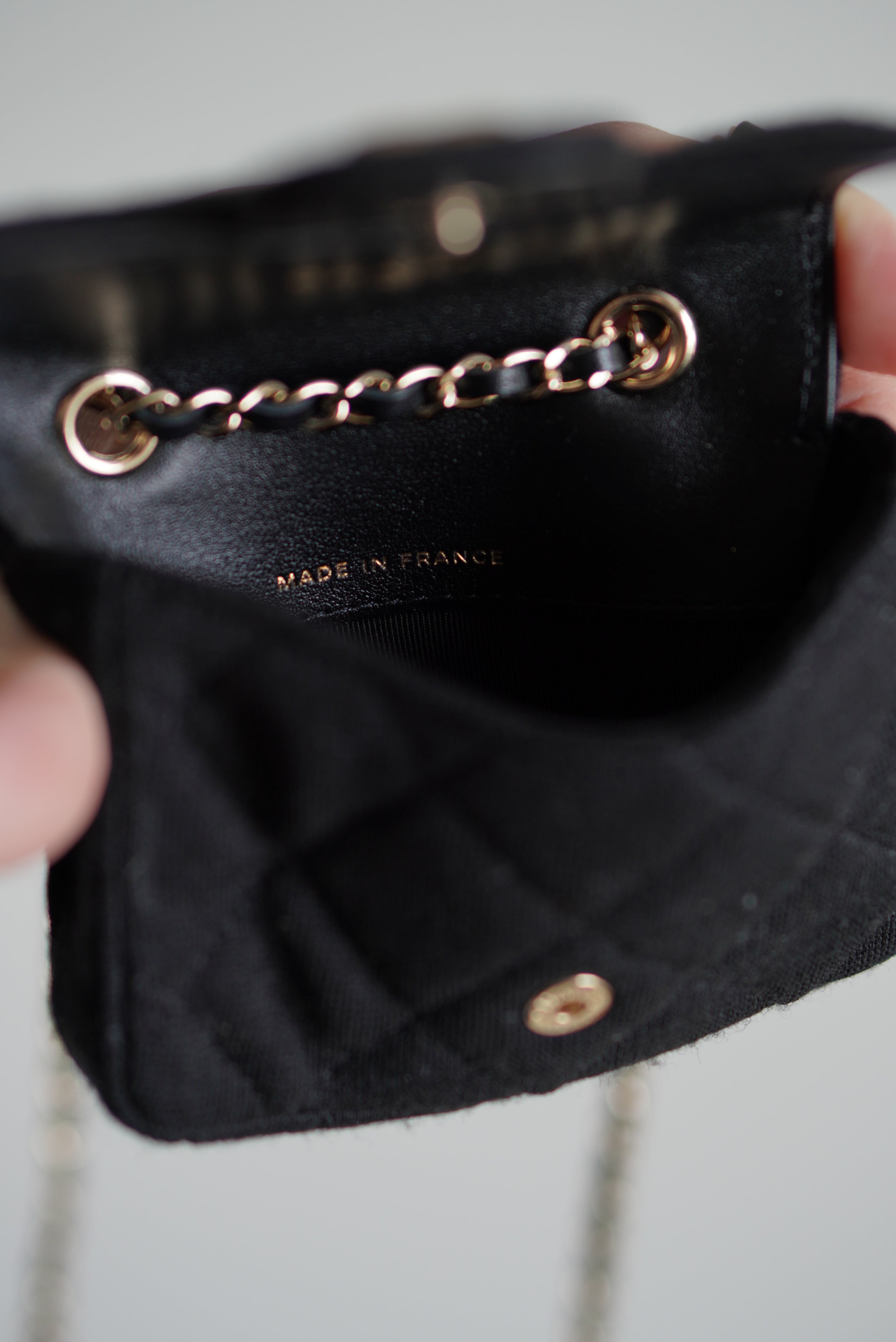 CHANEL MINI BELT BAG