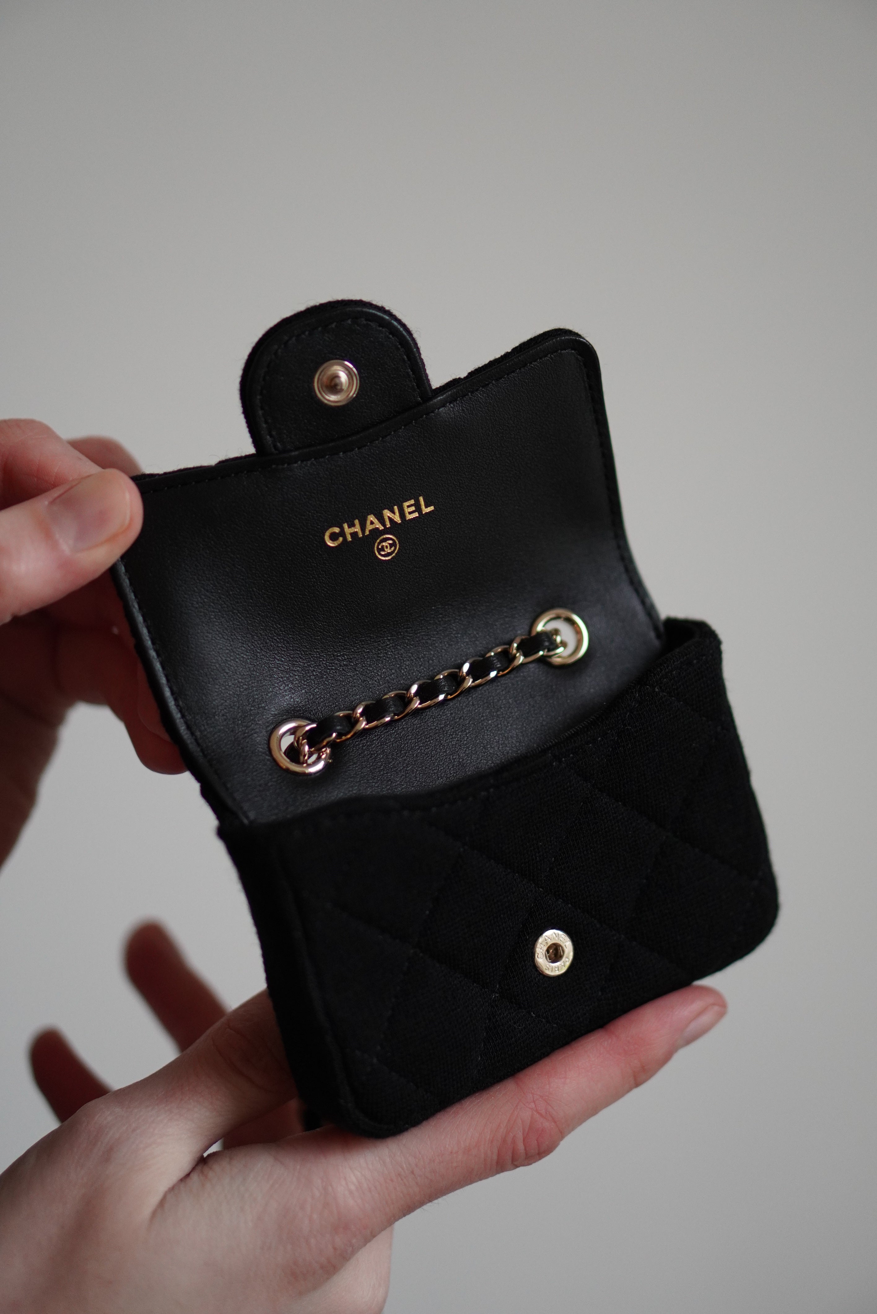CHANEL MINI BELT BAG | BLACK