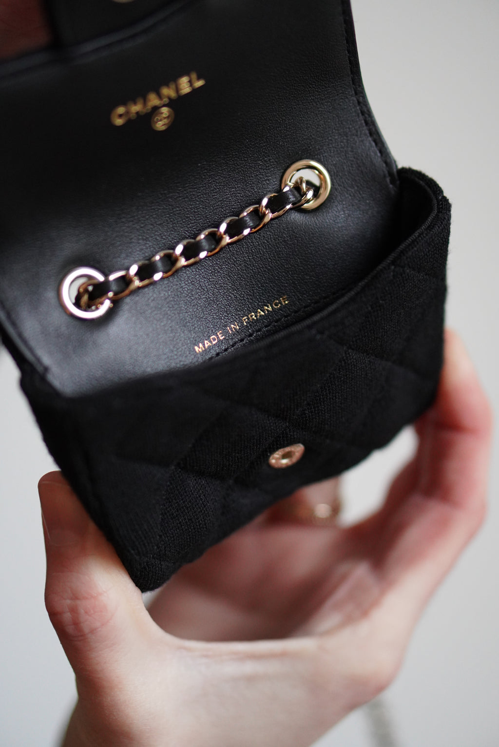 CHANEL MINI BELT BAG | BLACK
