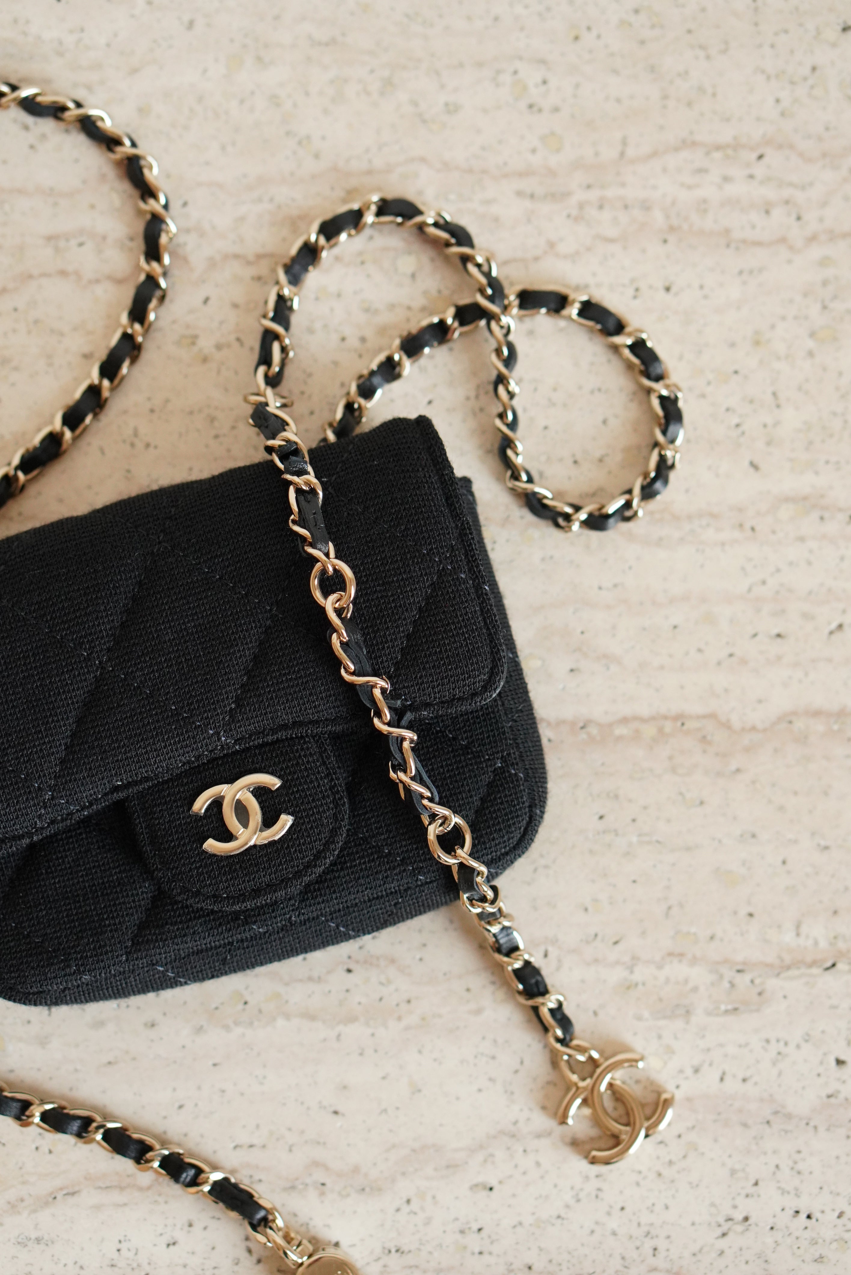 CHANEL MINI BELT BAG | BLACK