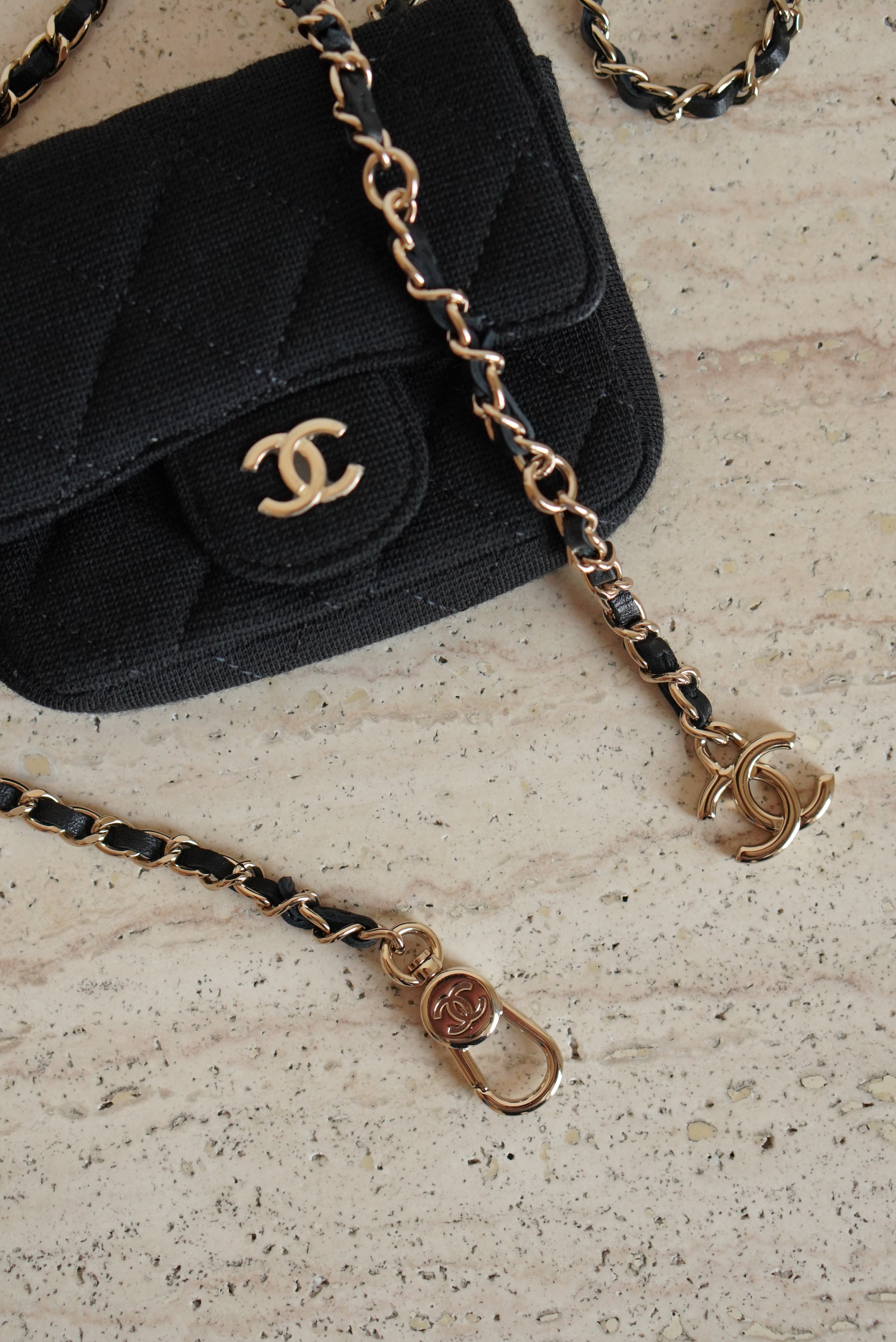 CHANEL MINI BELT BAG | BLACK