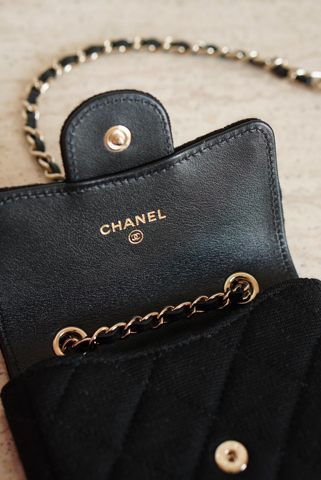 CHANEL MINI BELT BAG | BLACK
