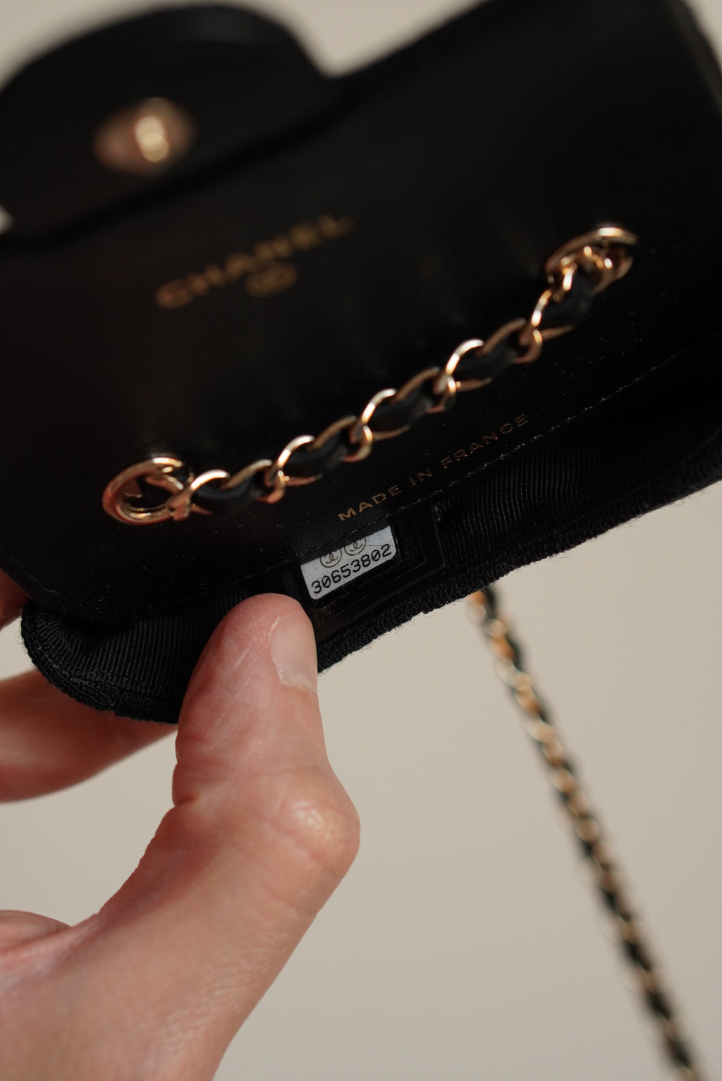CHANEL MINI BELT BAG | BLACK