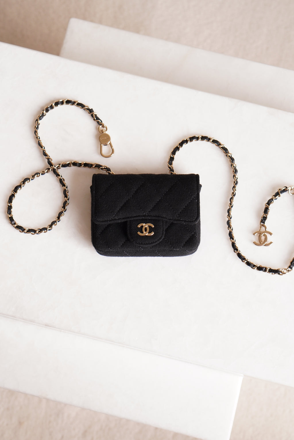 CHANEL MINI BELT BAG | BLACK