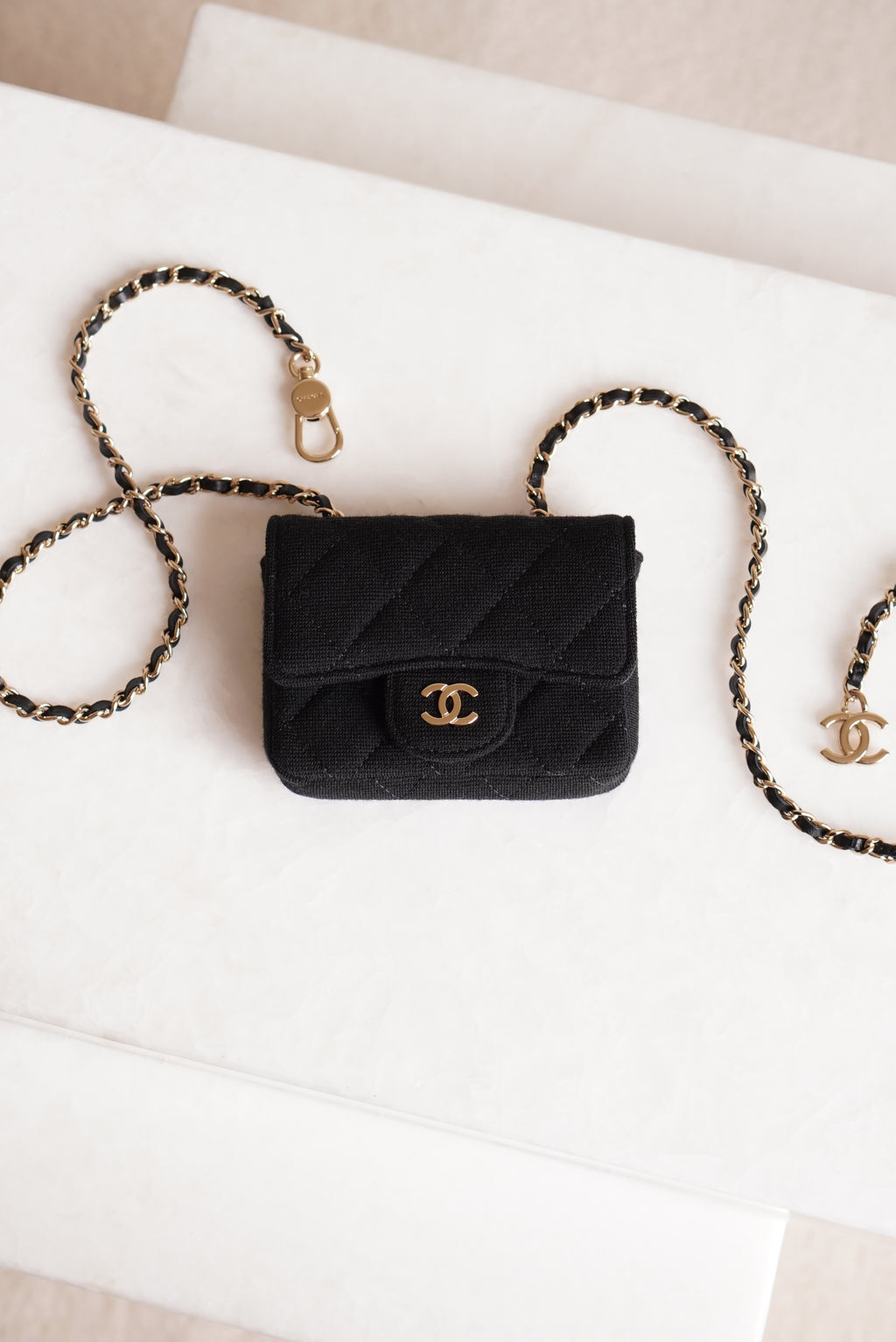 CHANEL MINI BELT BAG | BLACK
