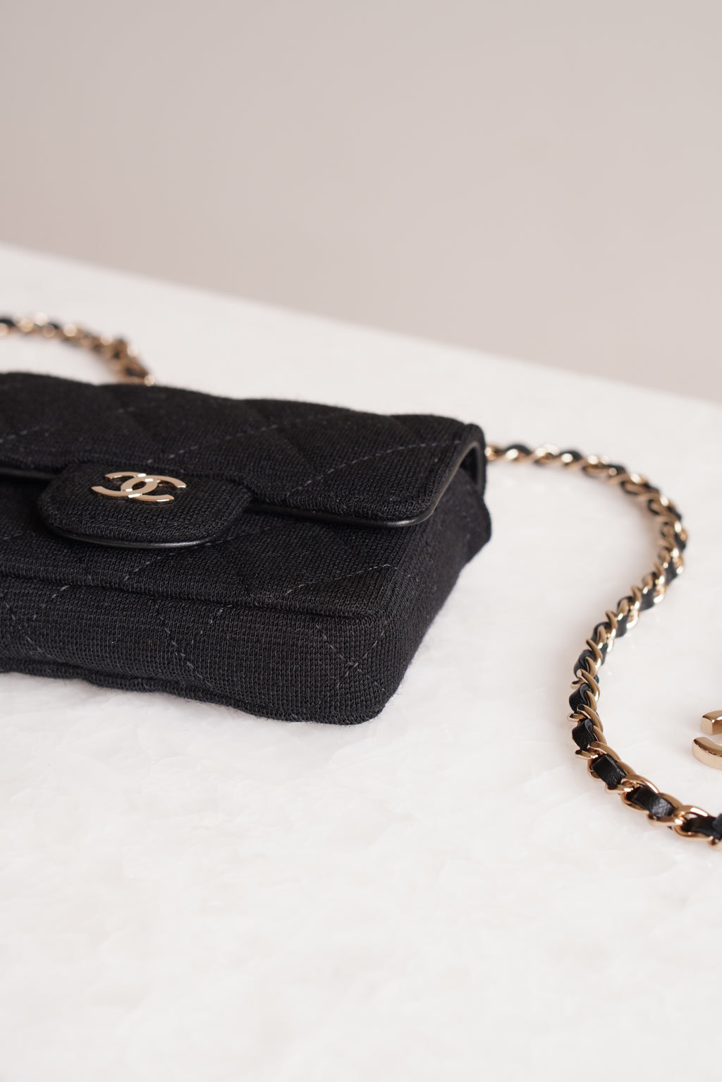 CHANEL MINI BELT BAG | BLACK