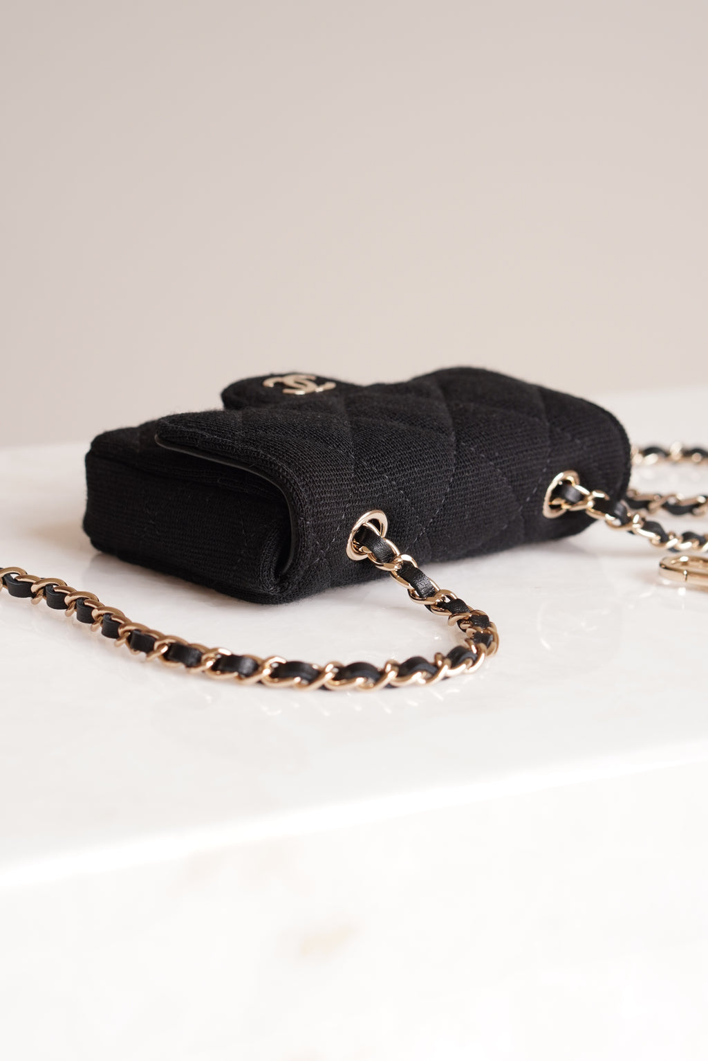 CHANEL MINI BELT BAG | BLACK