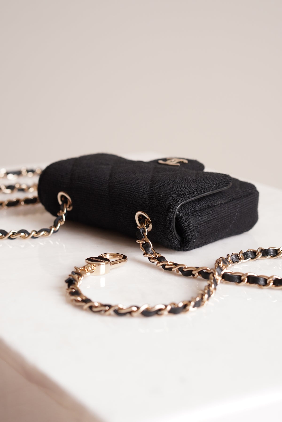 CHANEL MINI BELT BAG | BLACK