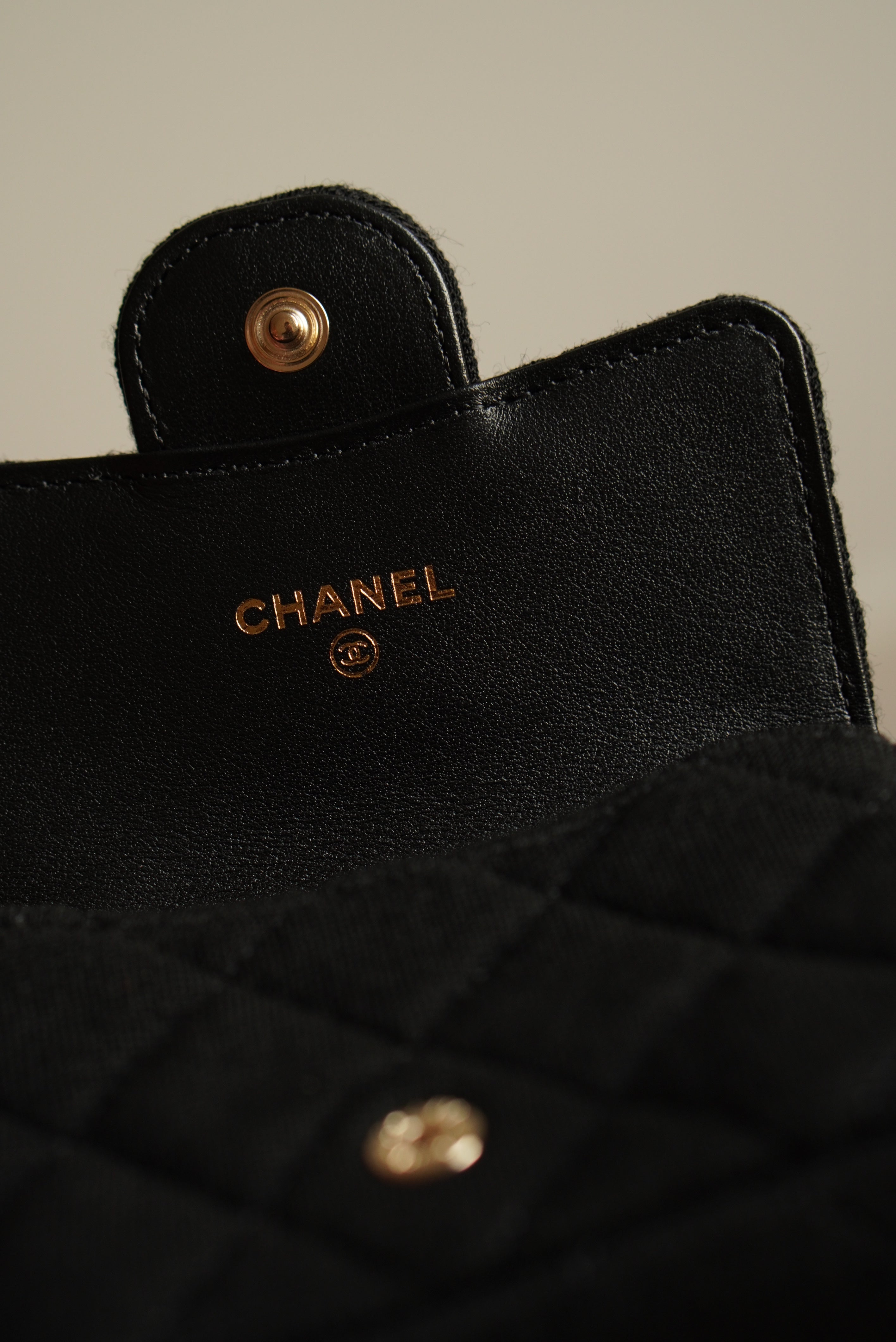 CHANEL MINI BELT BAG