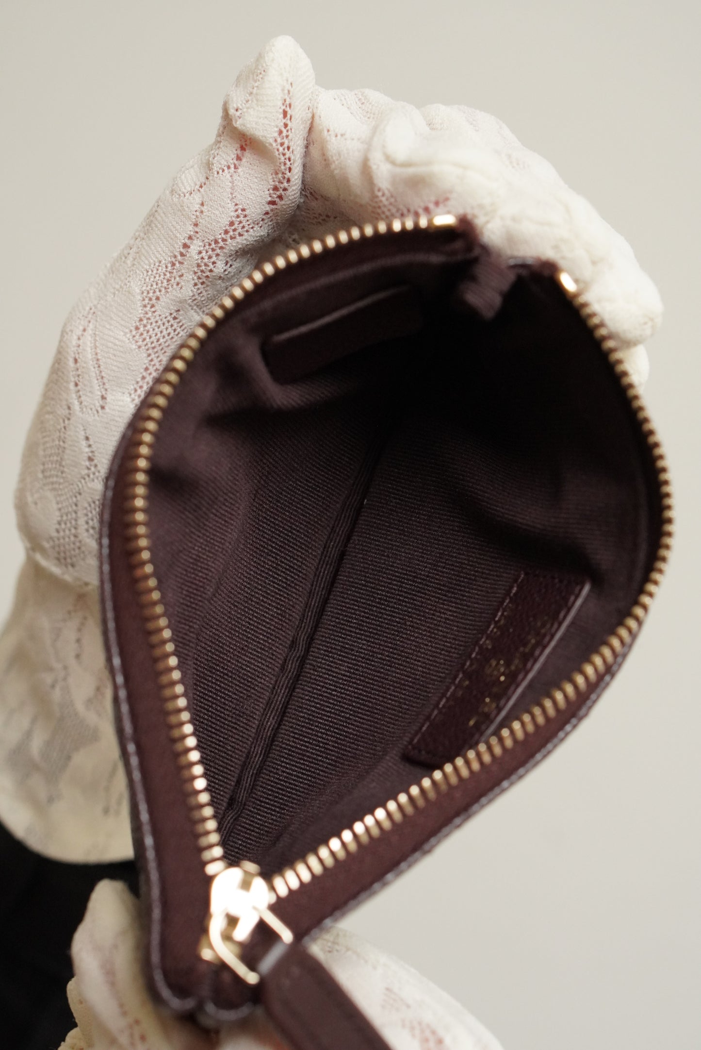 CHANEL MINI O CASE | AUBERGINE