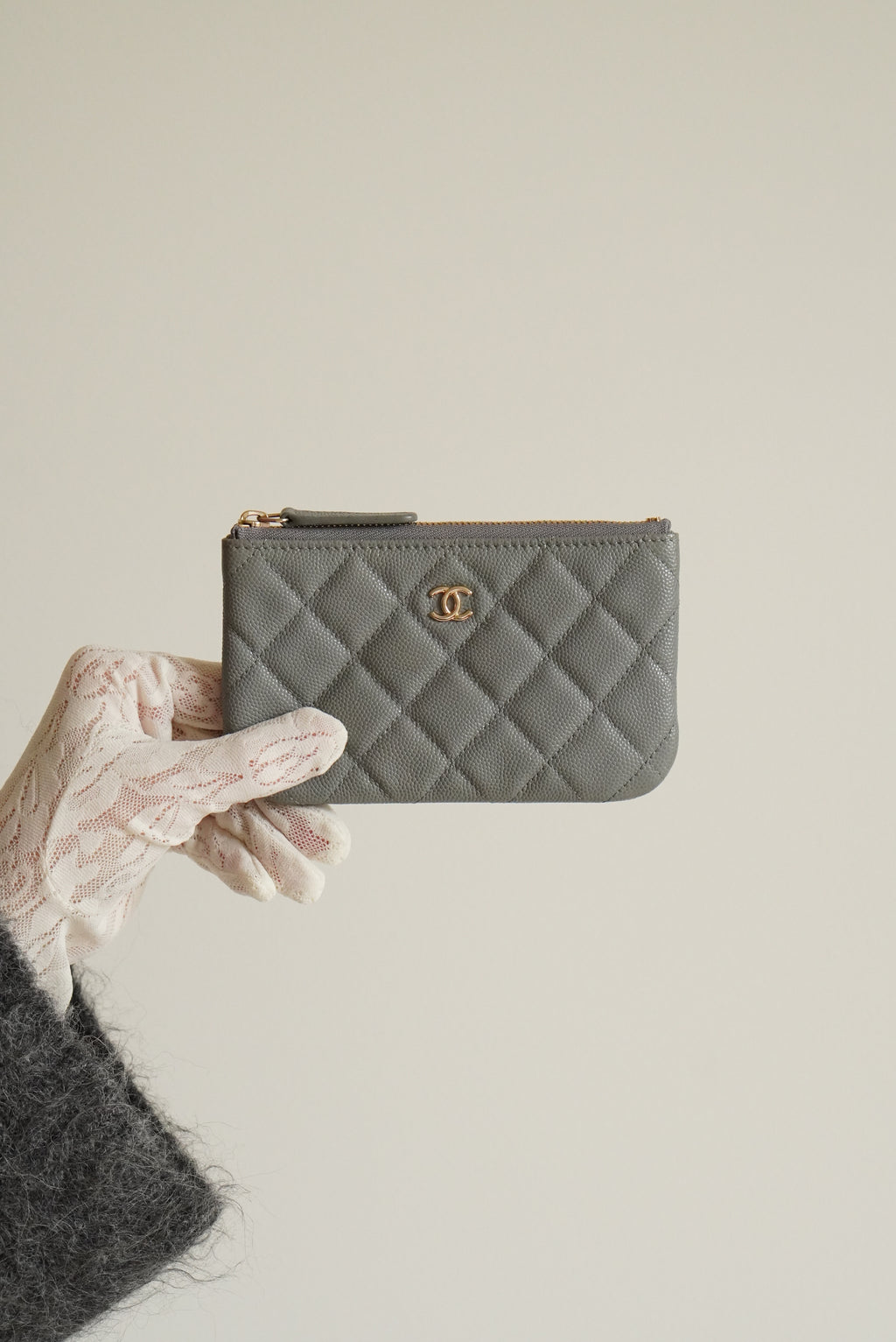 CHANEL MINI O CASE | GREY