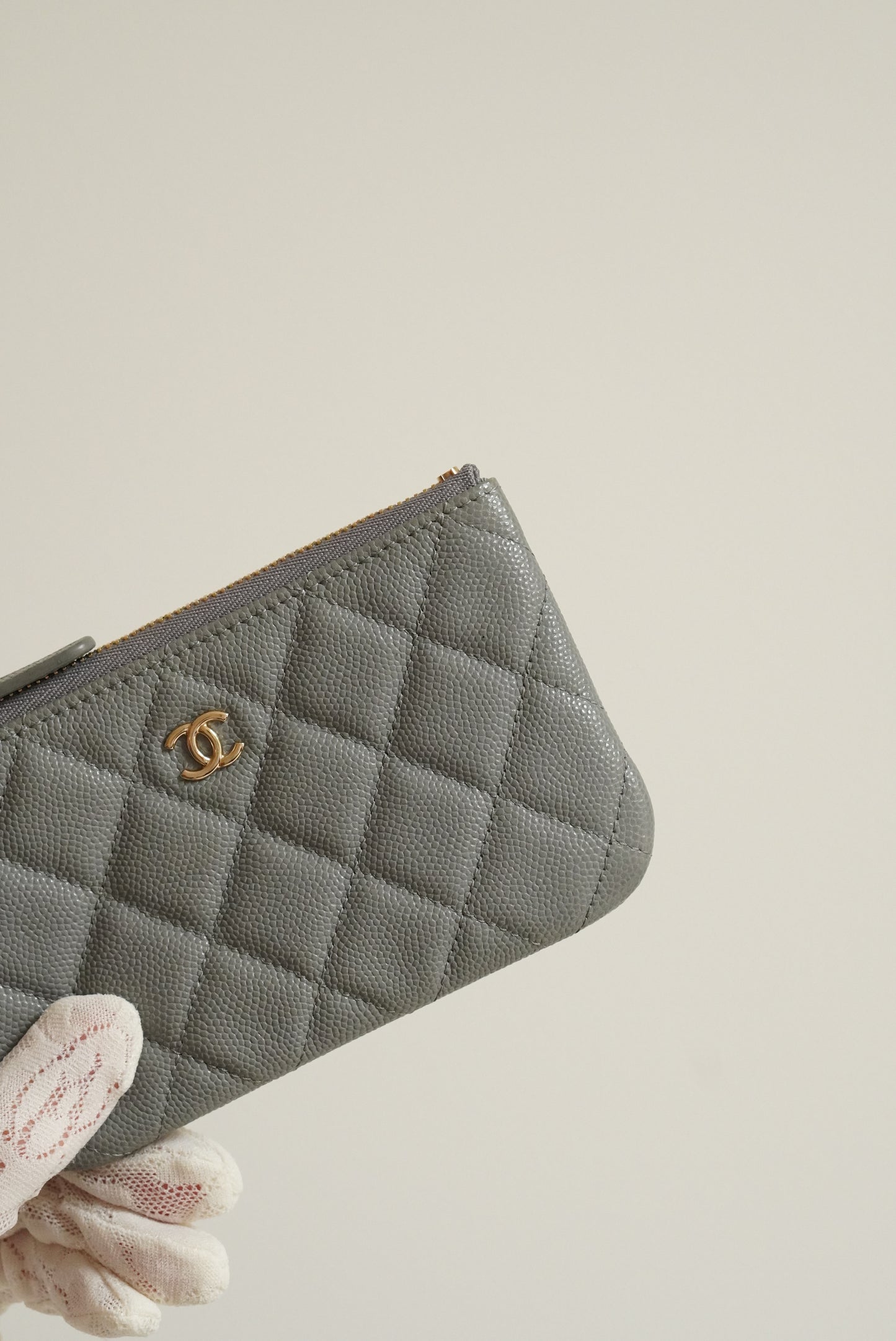 CHANEL MINI O CASE | GREY