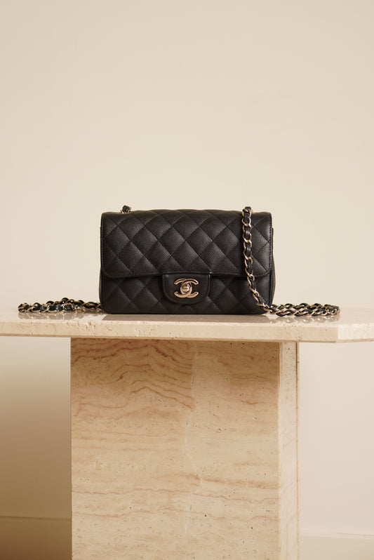 CHANEL 17C MINI RECTANGULAR | BLACK