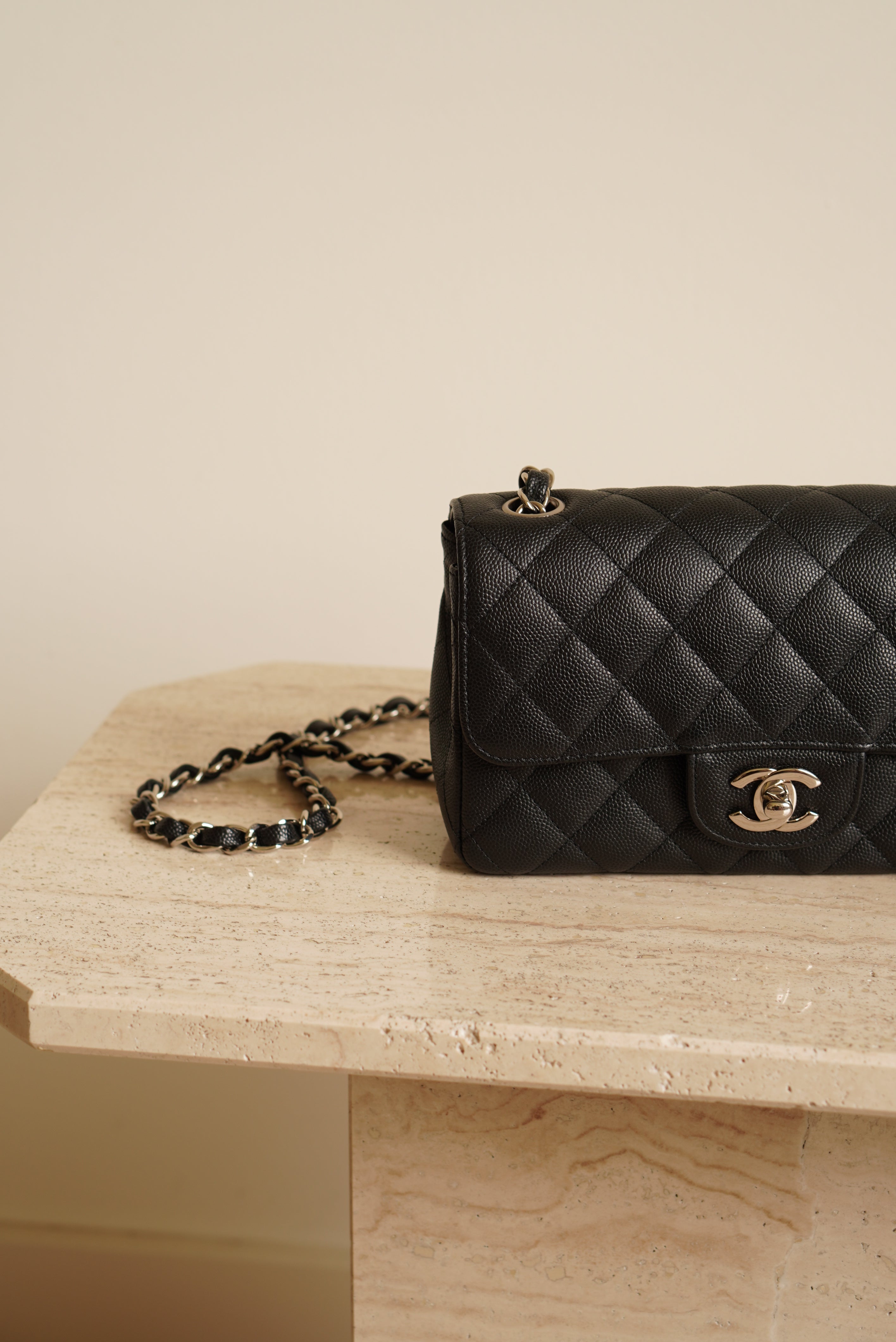 CHANEL 17C MINI RECTANGULAR | BLACK