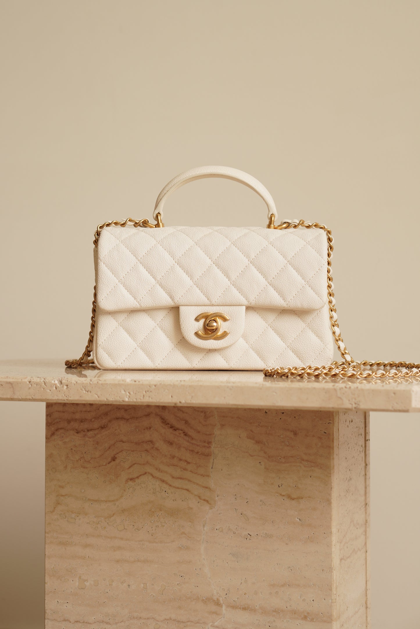 CHANEL 21S MINI RECTANGULAR TOP HANDLE | WHITE