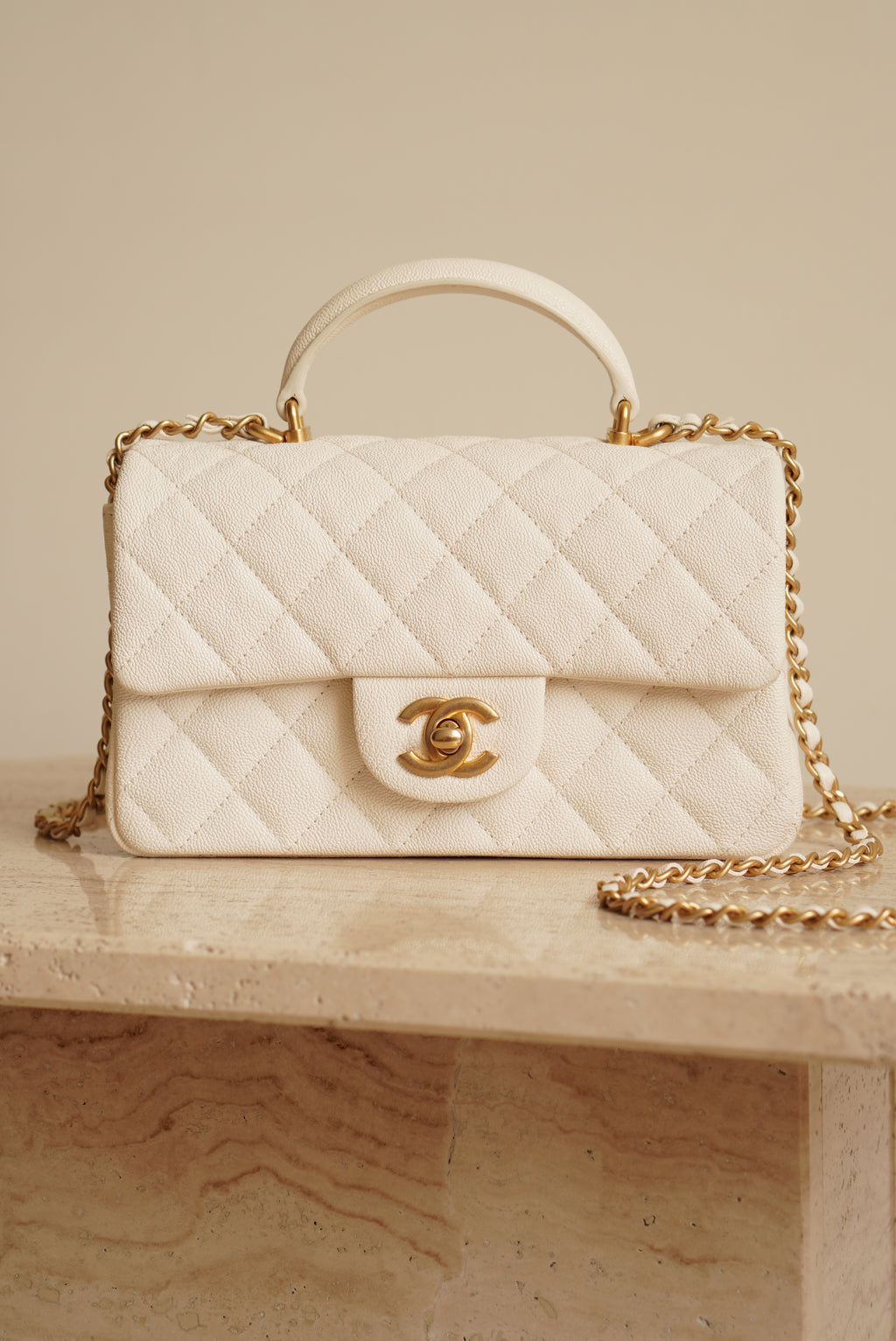 CHANEL 21S MINI RECTANGULAR TOP HANDLE | WHITE