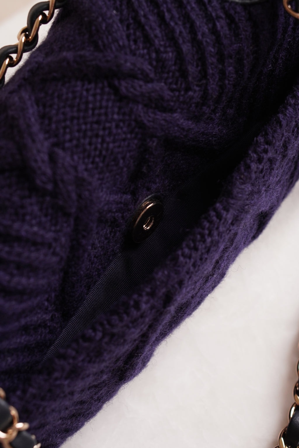 CHANEL 18A PARIS-HAMBURG CABLE KNIT SMALL SINGLE FLAP | NAVY