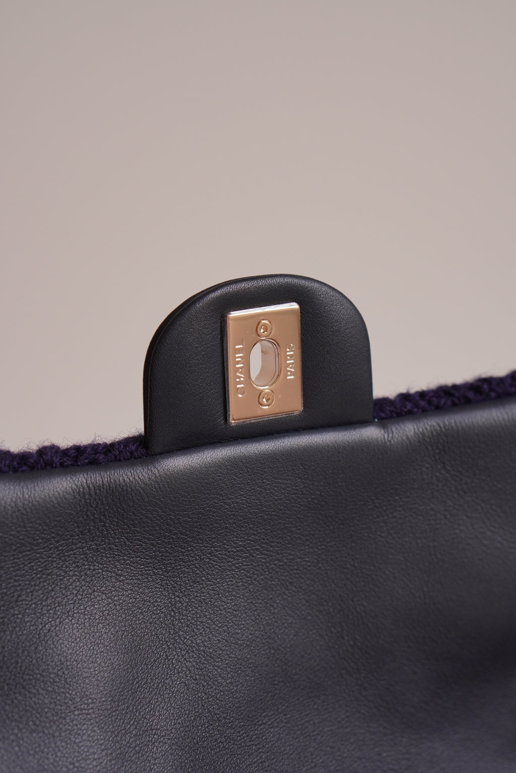 CHANEL 18A PARIS-HAMBURG CABLE KNIT SMALL SINGLE FLAP | NAVY