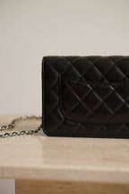 CHANEL WALLET ON CHAIN