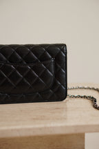 CHANEL WALLET ON CHAIN