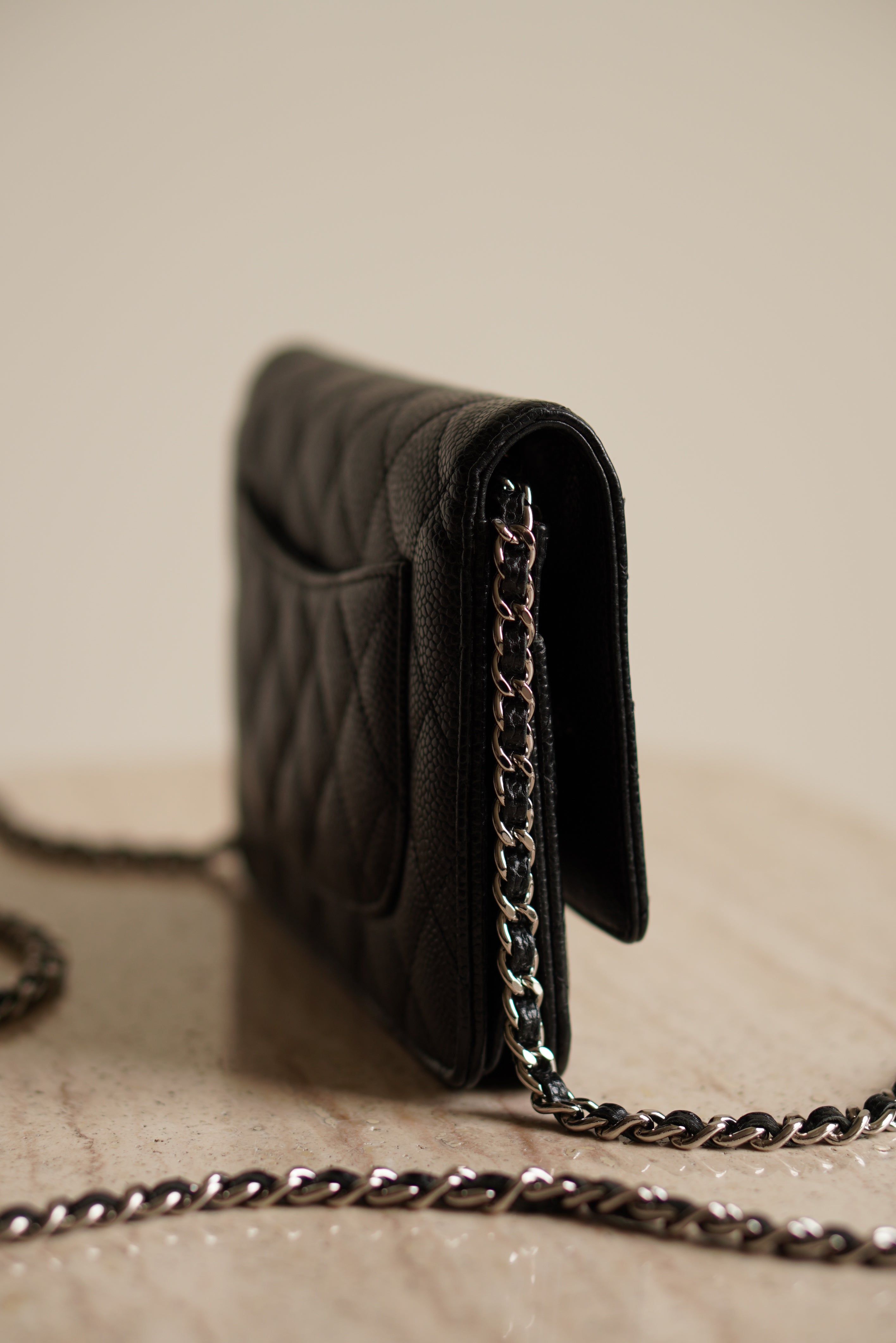 CHANEL WALLET ON CHAIN