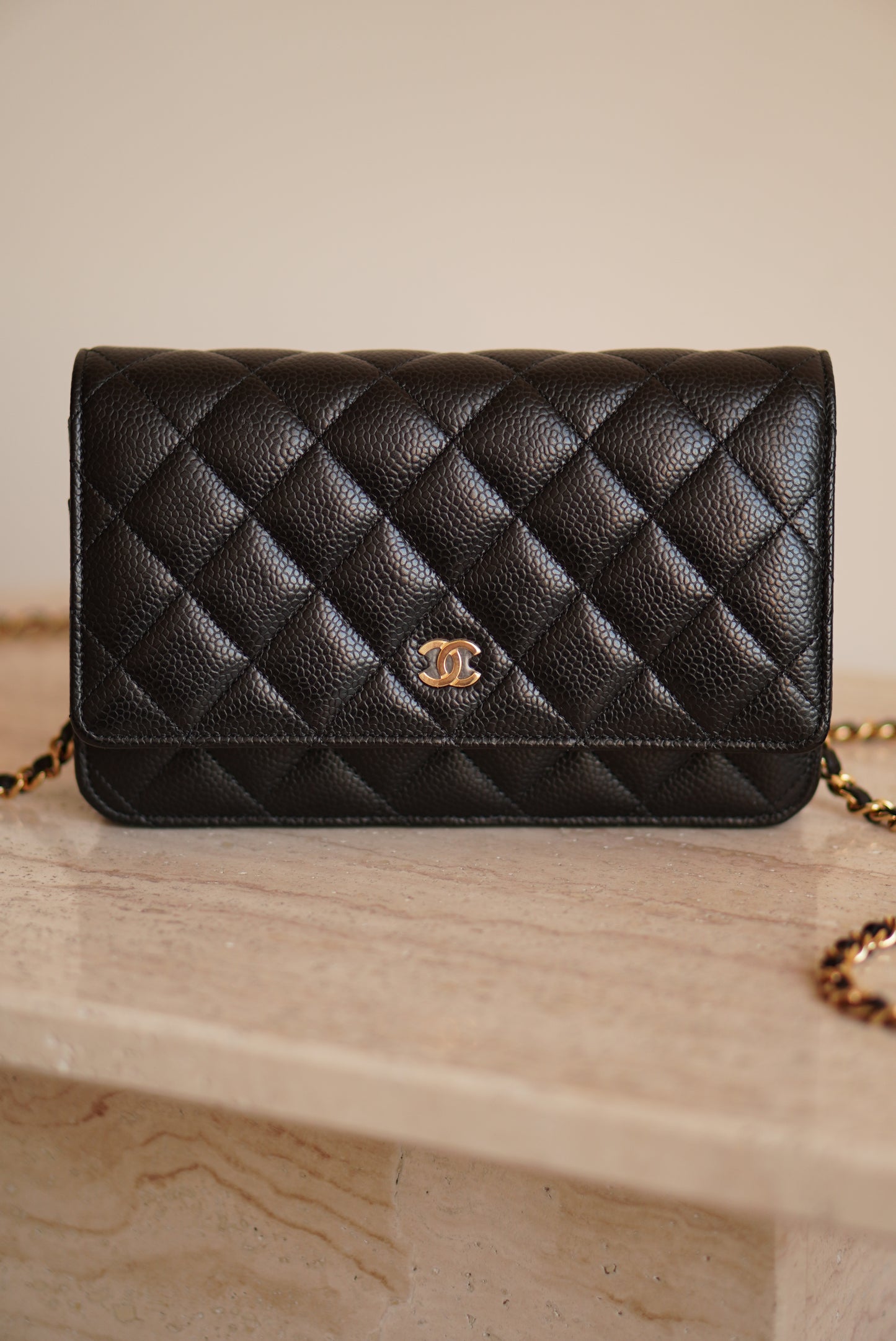 CHANEL WALLET ON CHAIN | BLACK