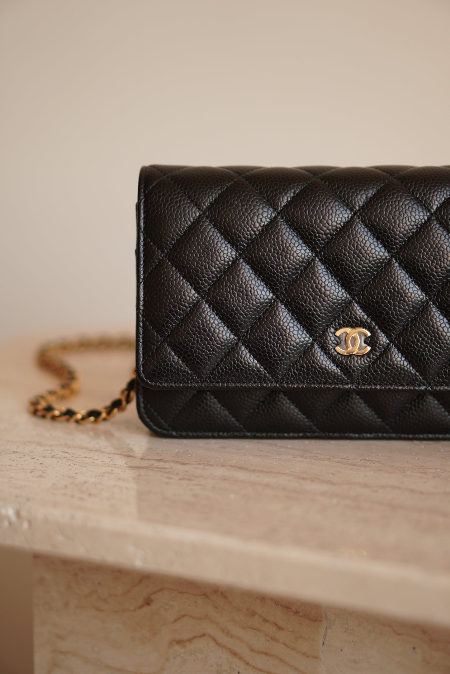 CHANEL WALLET ON CHAIN | BLACK