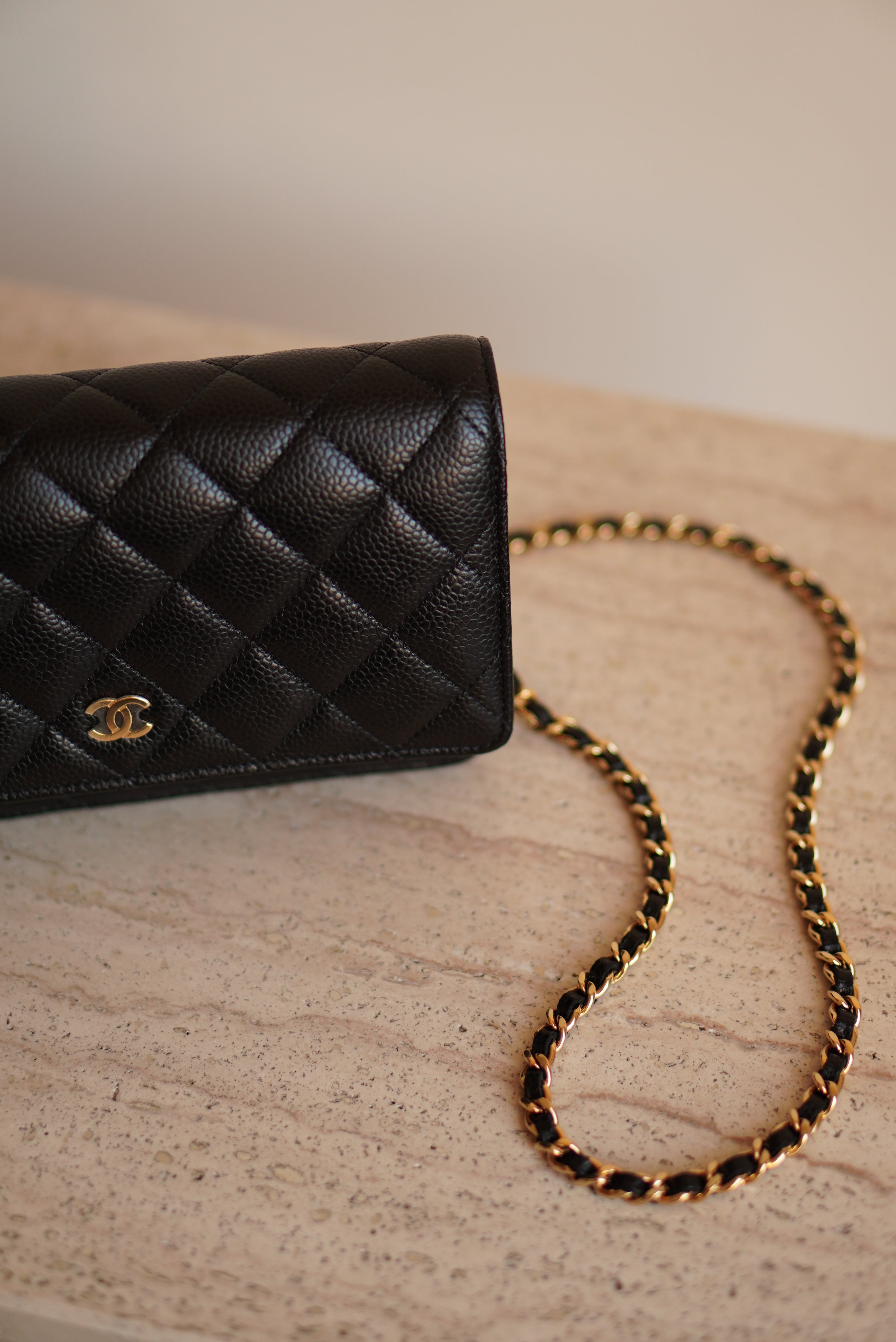 CHANEL WALLET ON CHAIN | BLACK