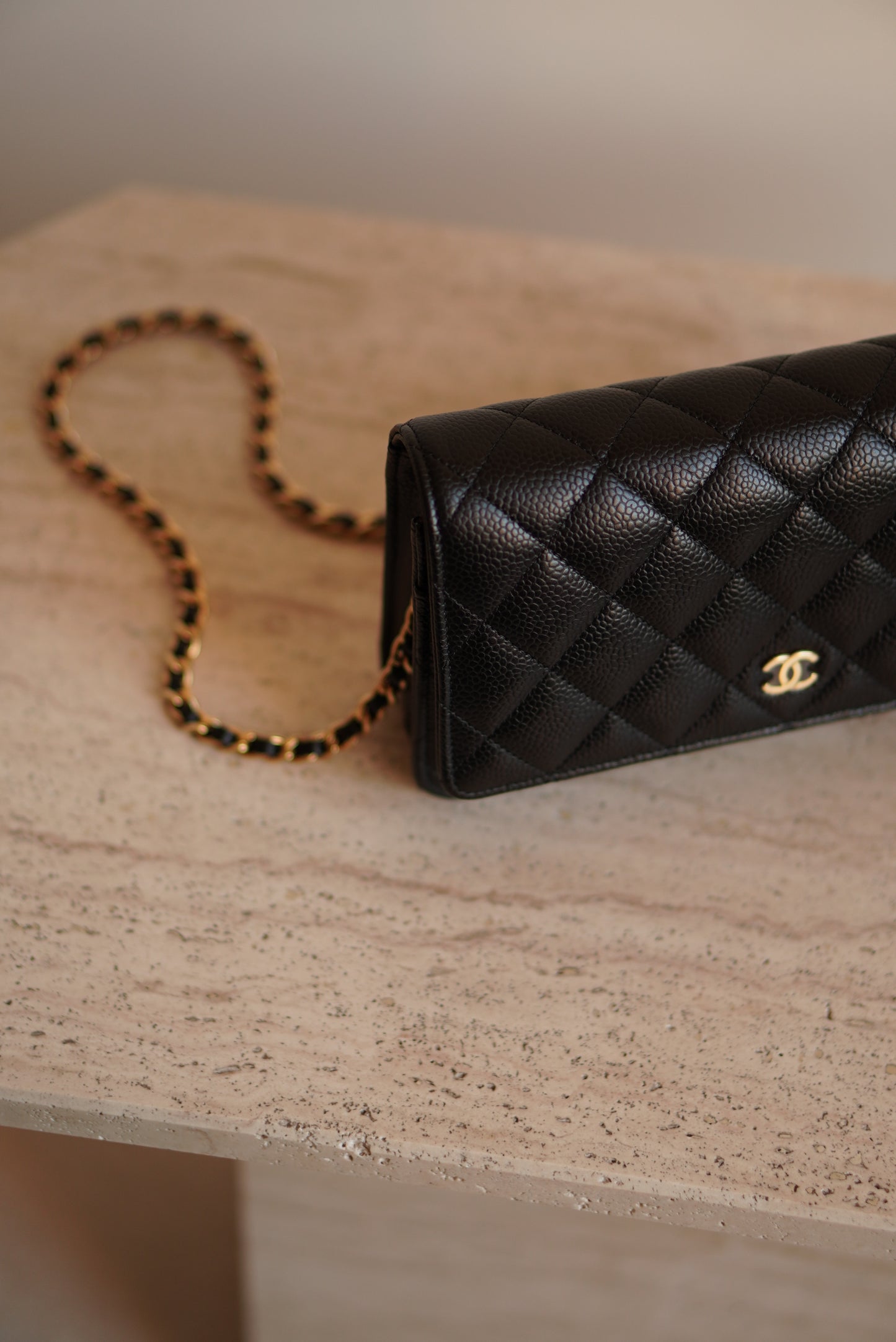 CHANEL WALLET ON CHAIN | BLACK