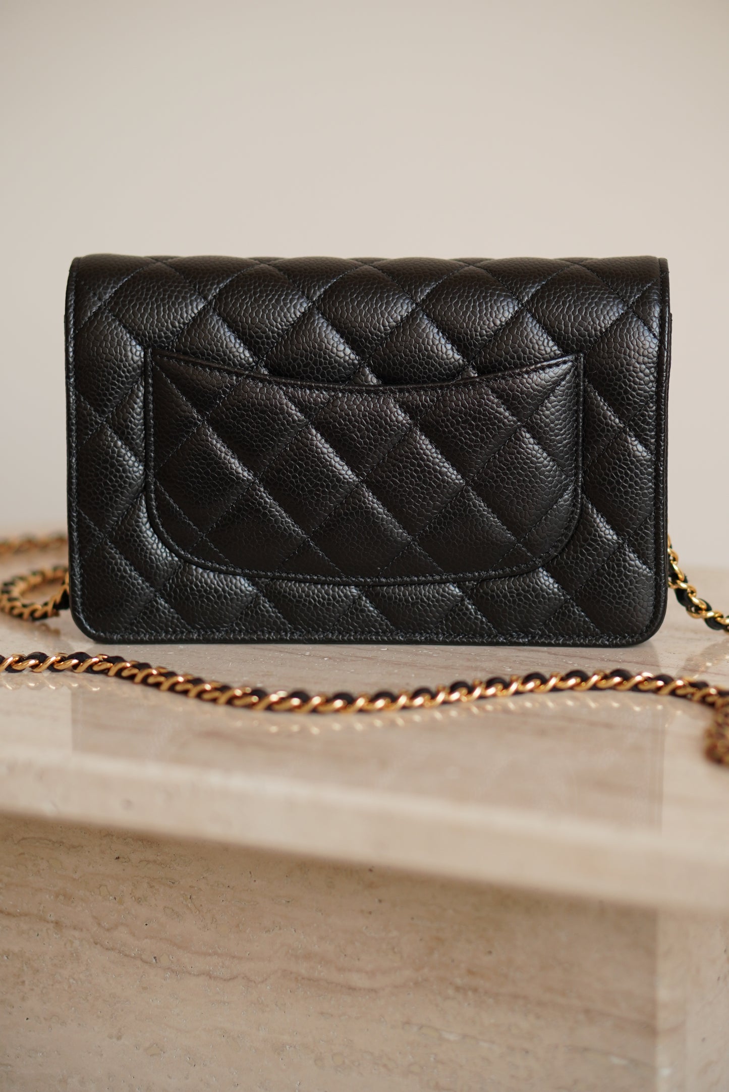 CHANEL WALLET ON CHAIN | BLACK
