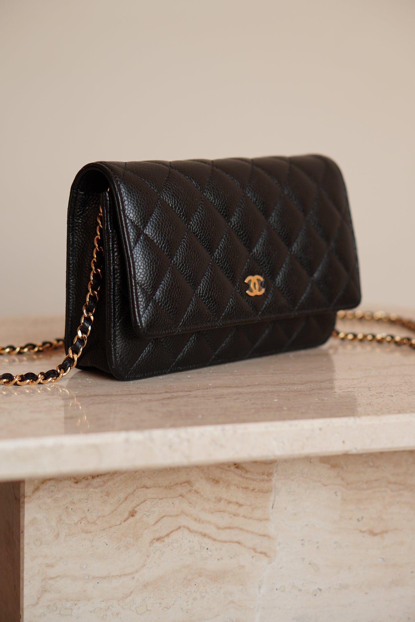 CHANEL WALLET ON CHAIN | BLACK