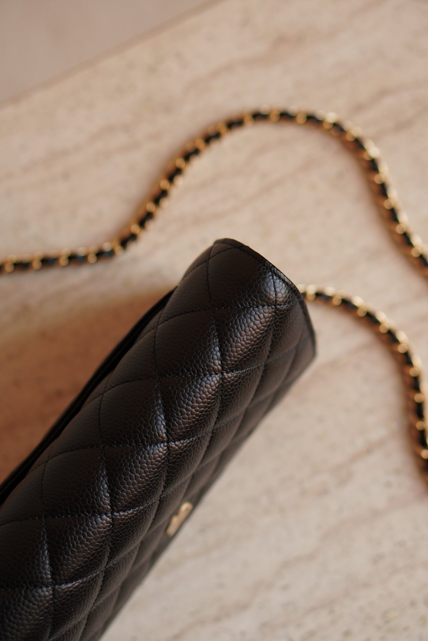 CHANEL WALLET ON CHAIN | BLACK