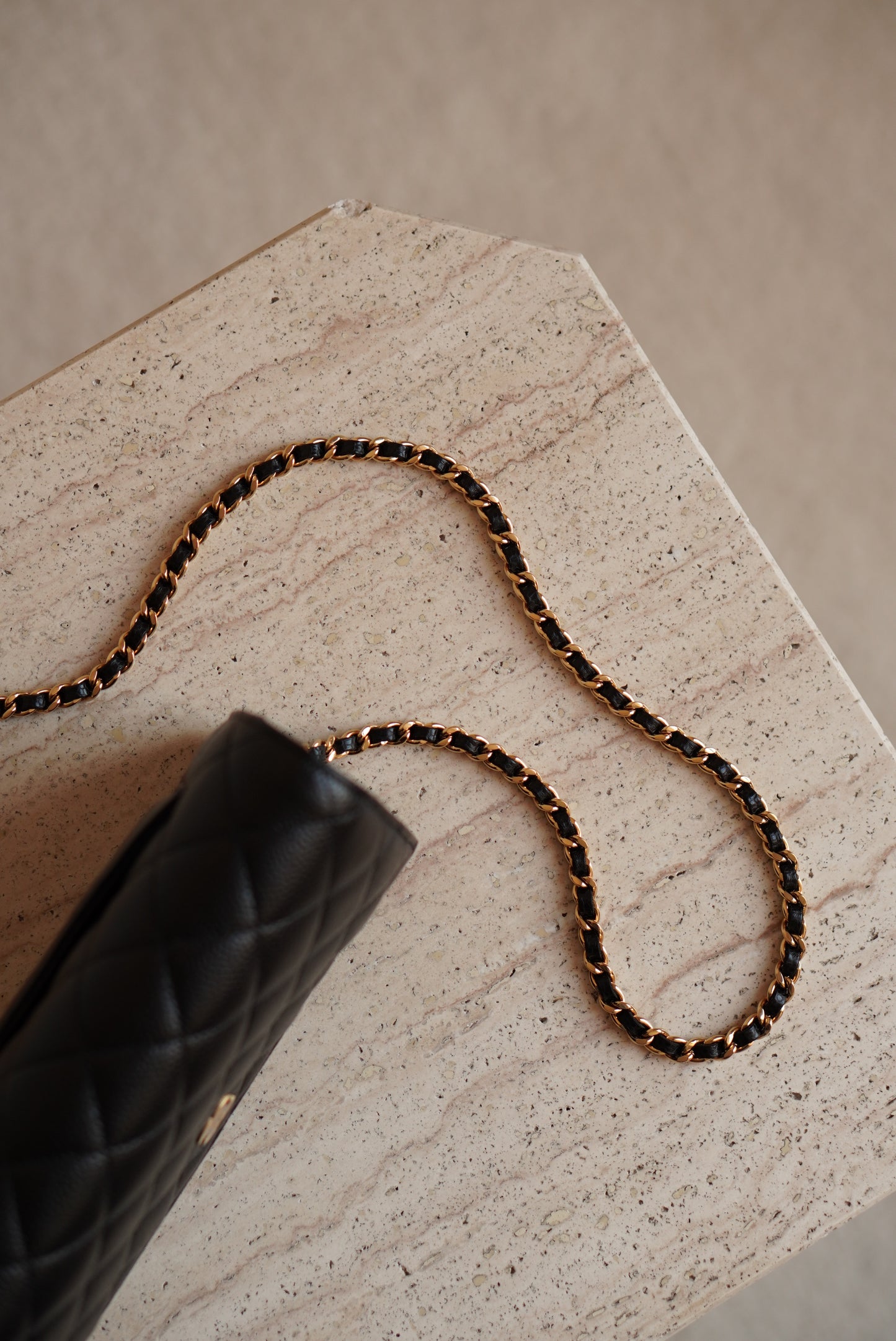 CHANEL WALLET ON CHAIN | BLACK
