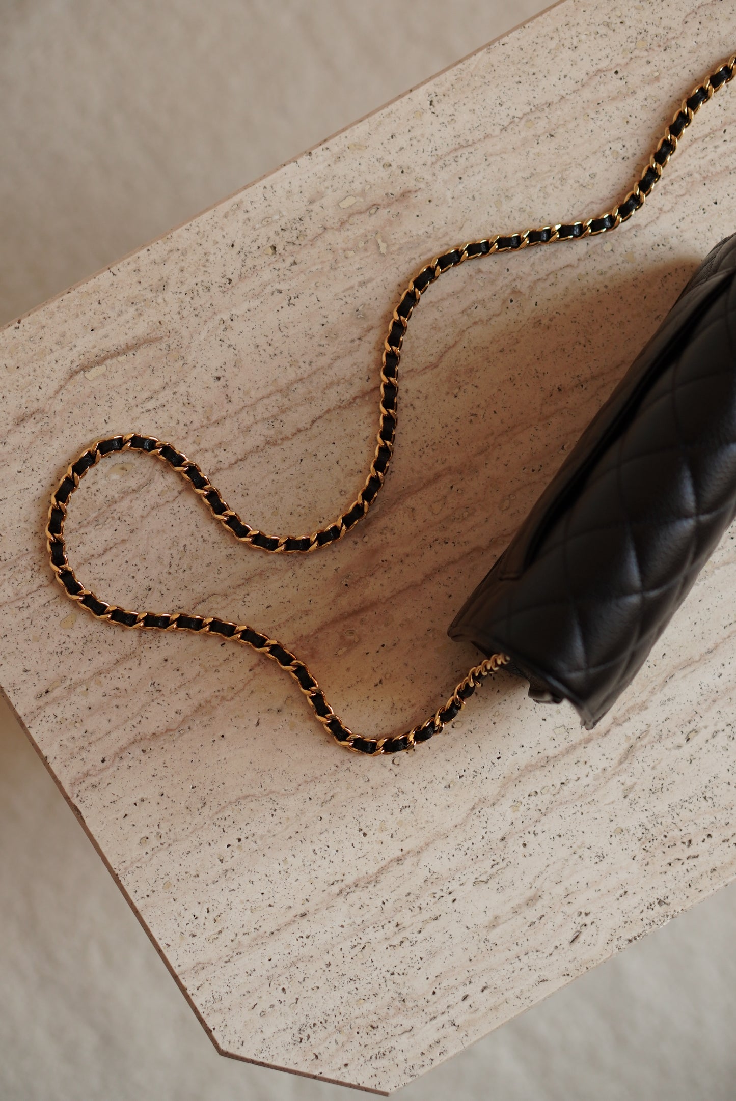 CHANEL WALLET ON CHAIN | BLACK