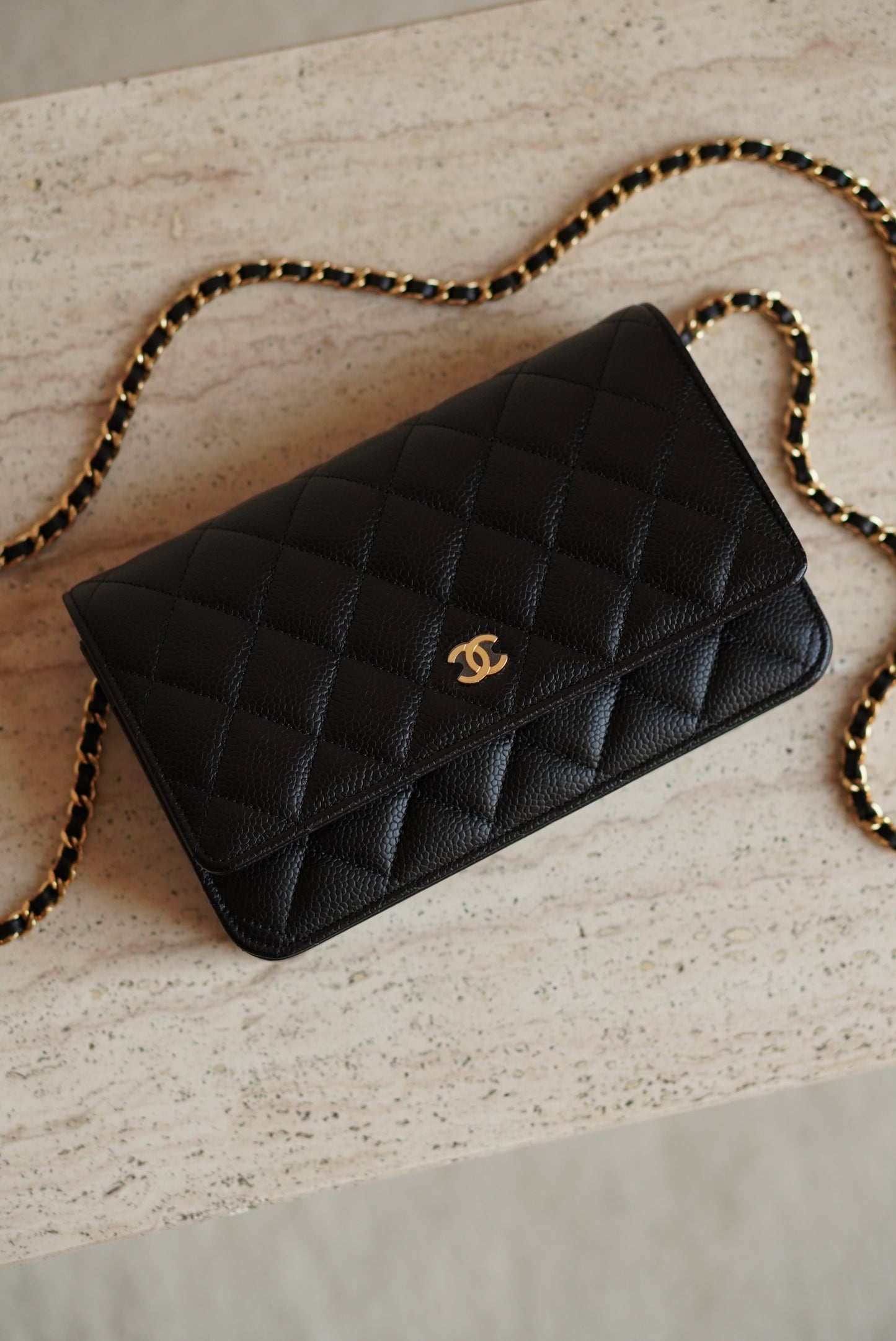 CHANEL WALLET ON CHAIN | BLACK
