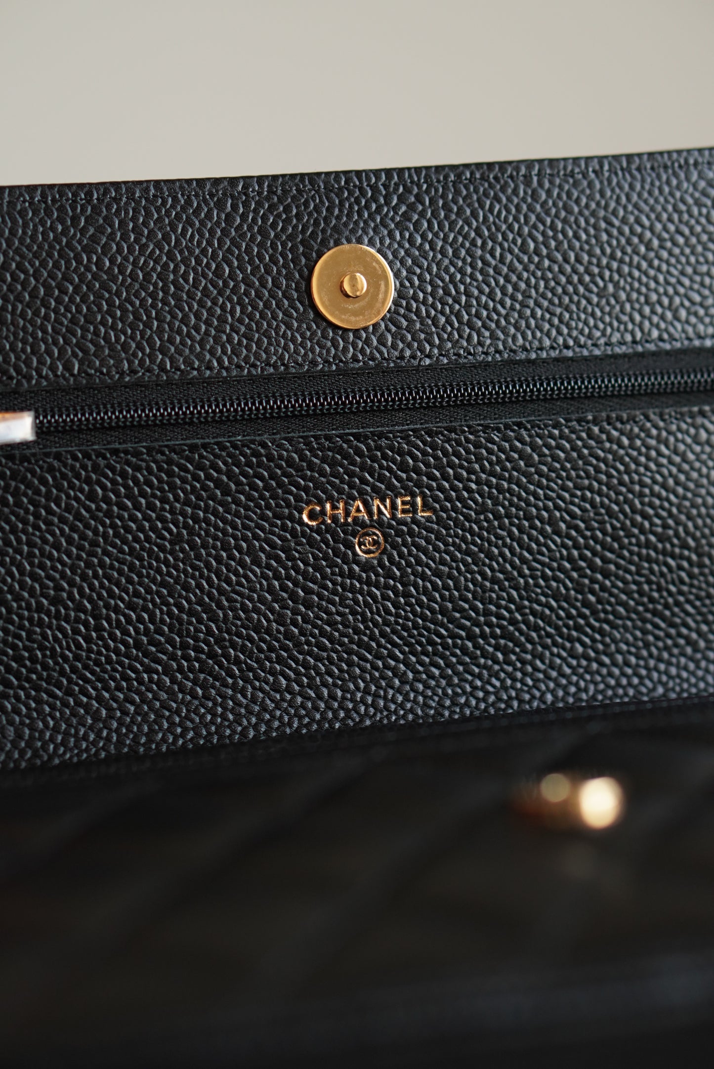 CHANEL WALLET ON CHAIN | BLACK