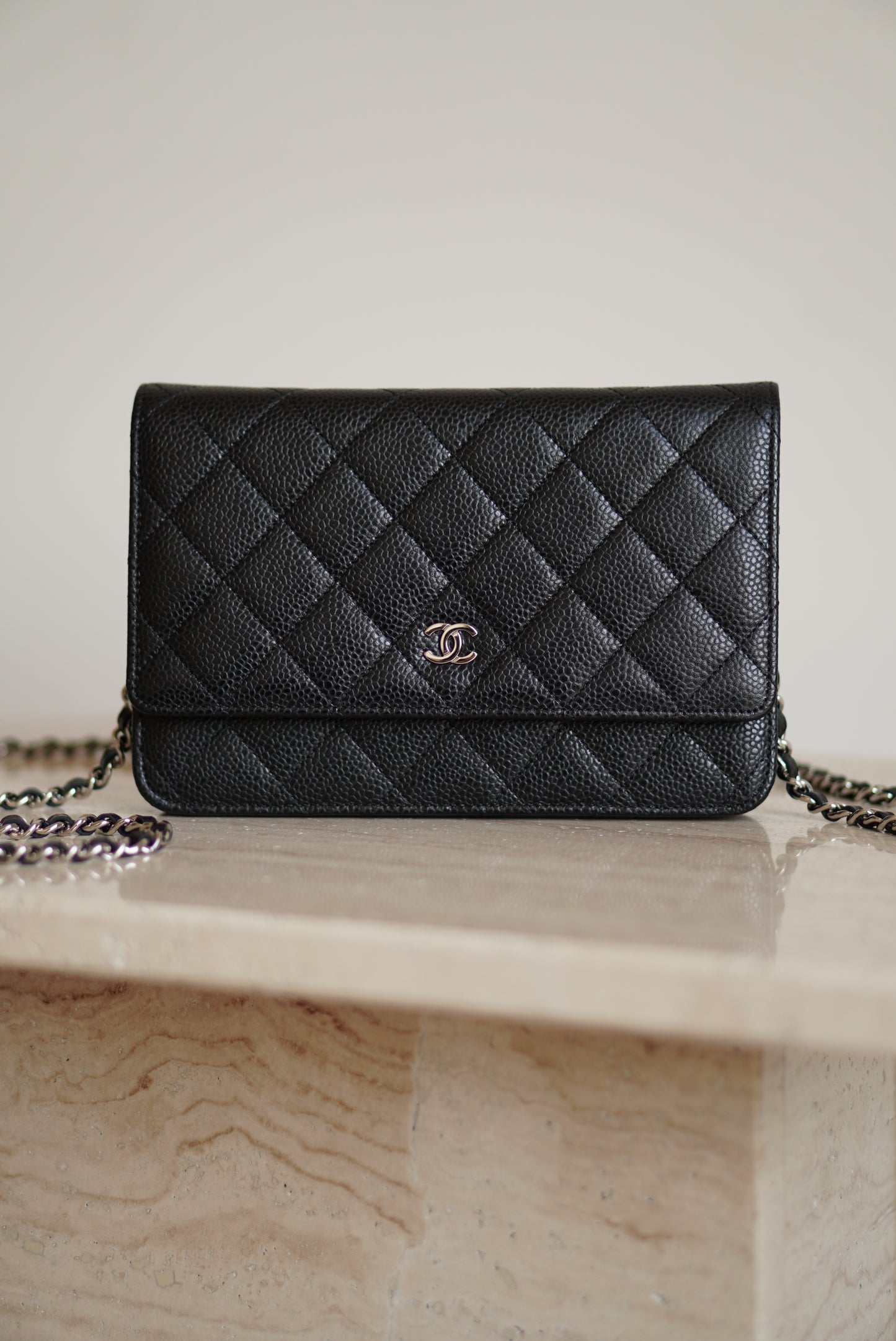 CHANEL WALLET ON CHAIN | BLACK