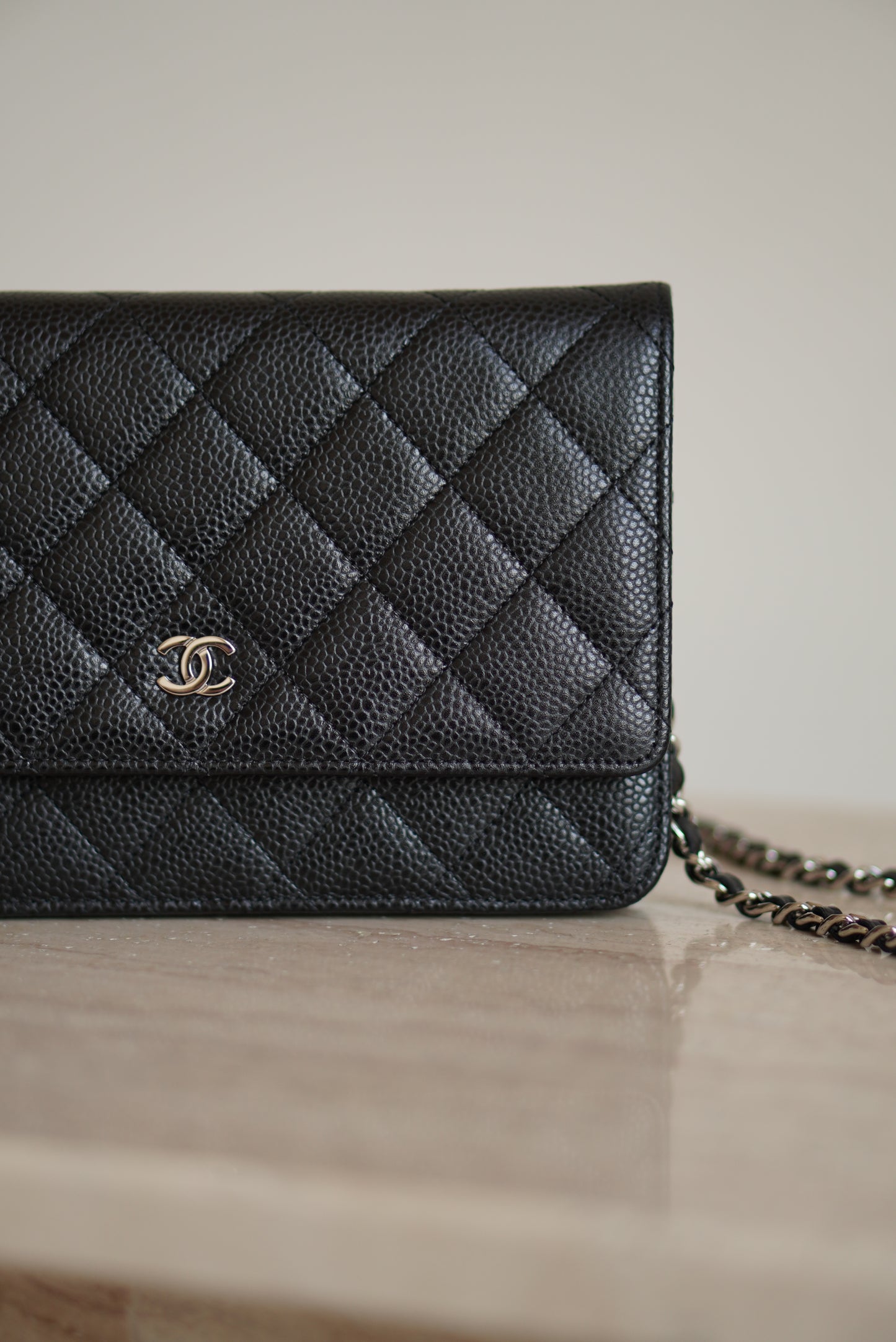 CHANEL WALLET ON CHAIN | BLACK
