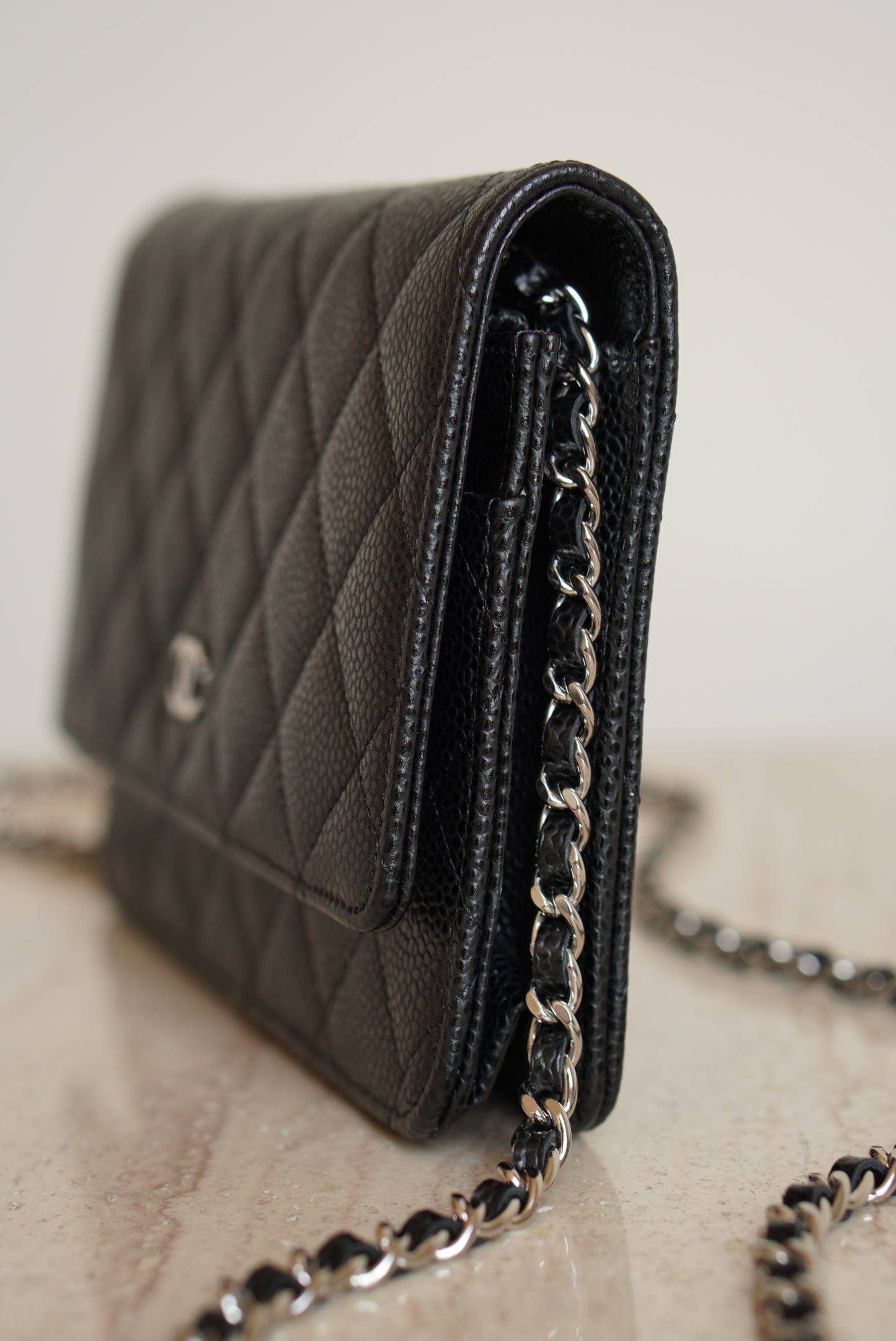 CHANEL WALLET ON CHAIN | BLACK