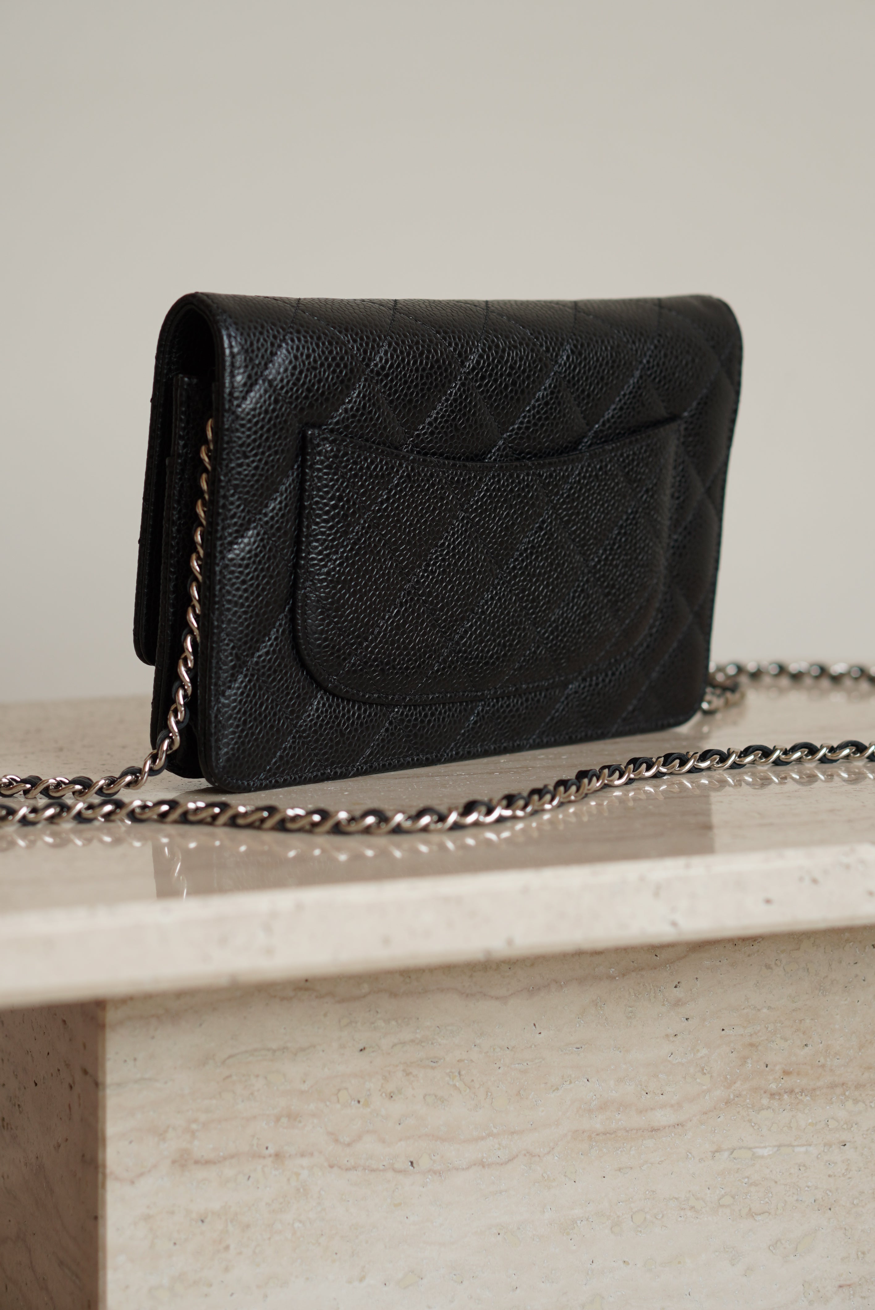 CHANEL WALLET ON CHAIN | BLACK