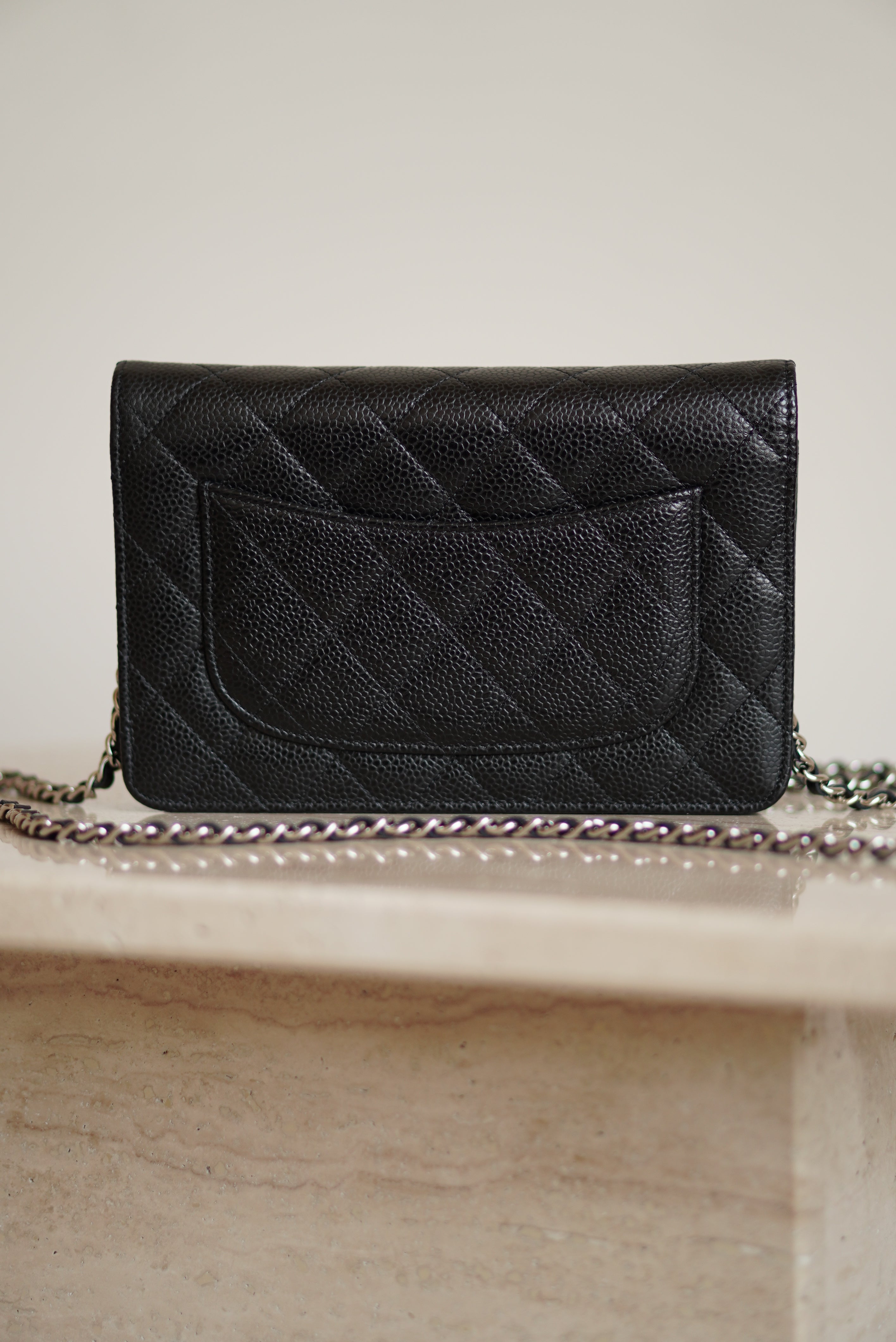 CHANEL WALLET ON CHAIN | BLACK